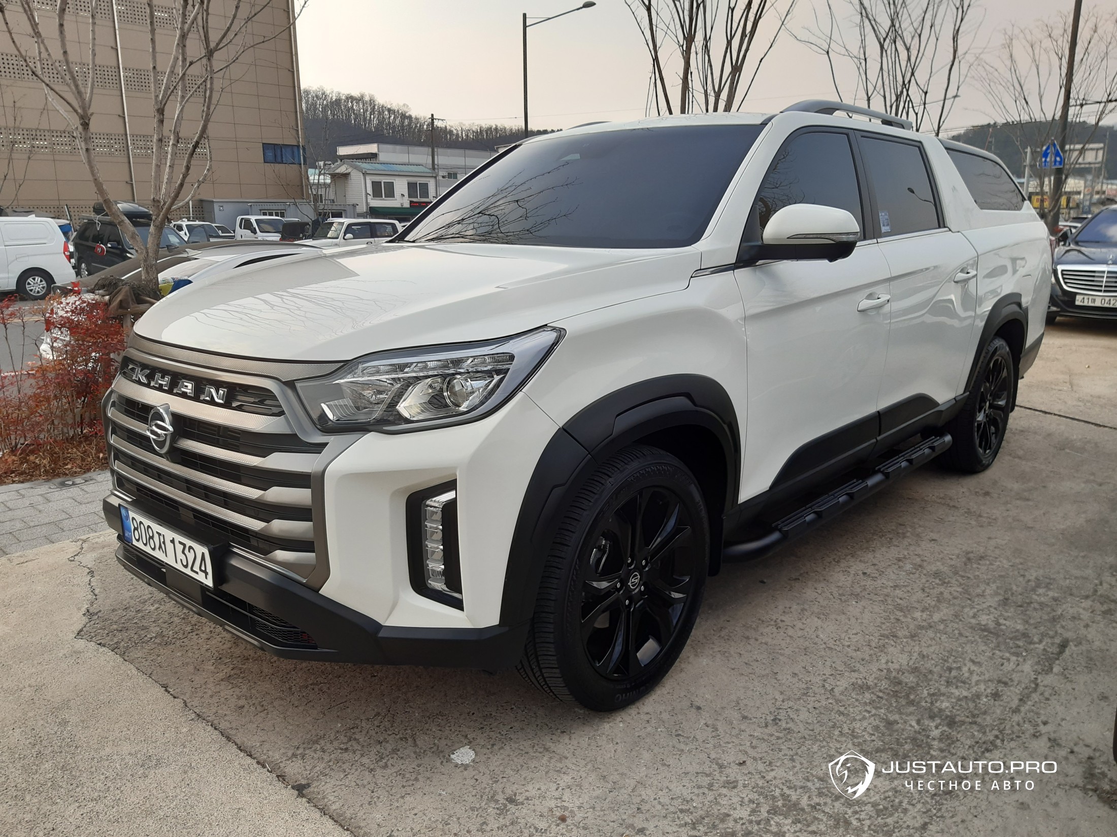 Автомобиль KG_Mobility_Ssangyong Rexton
