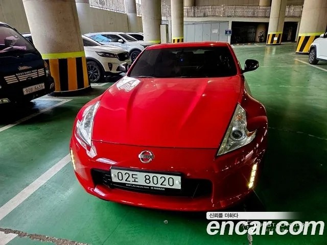 Автомобиль Nissan 370Z