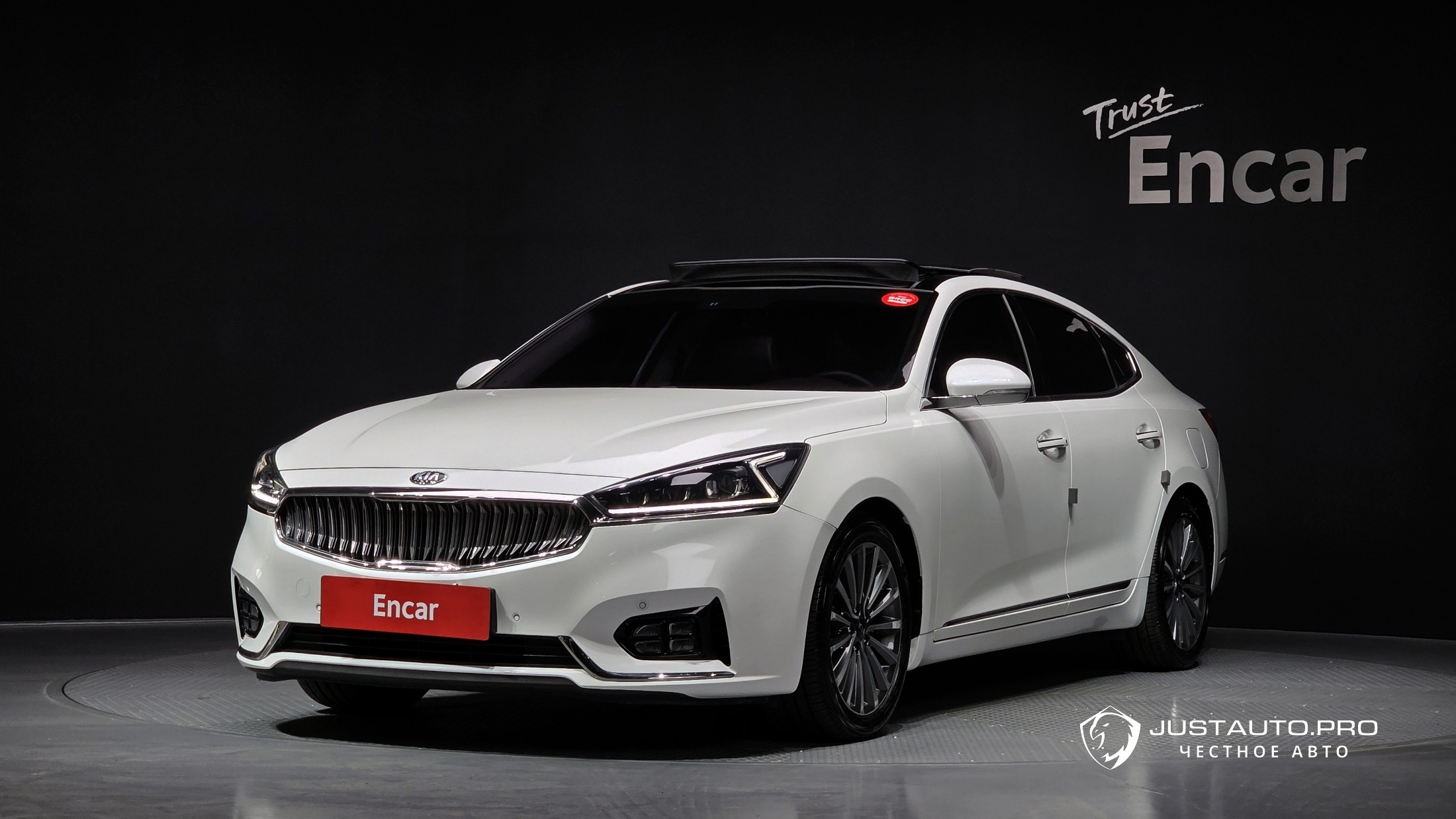Автомобиль Kia K7