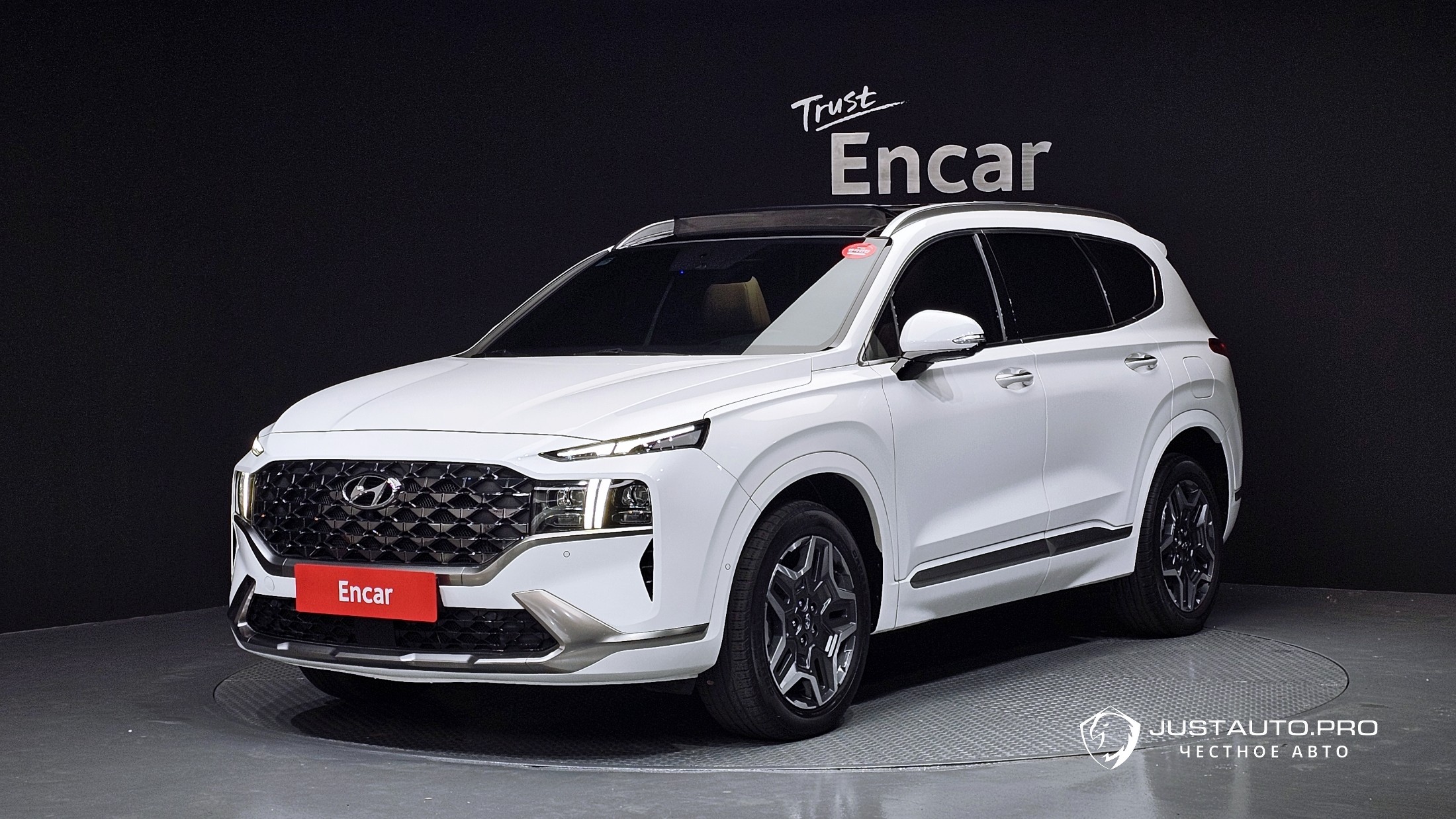 Автомобиль Hyundai Santafe