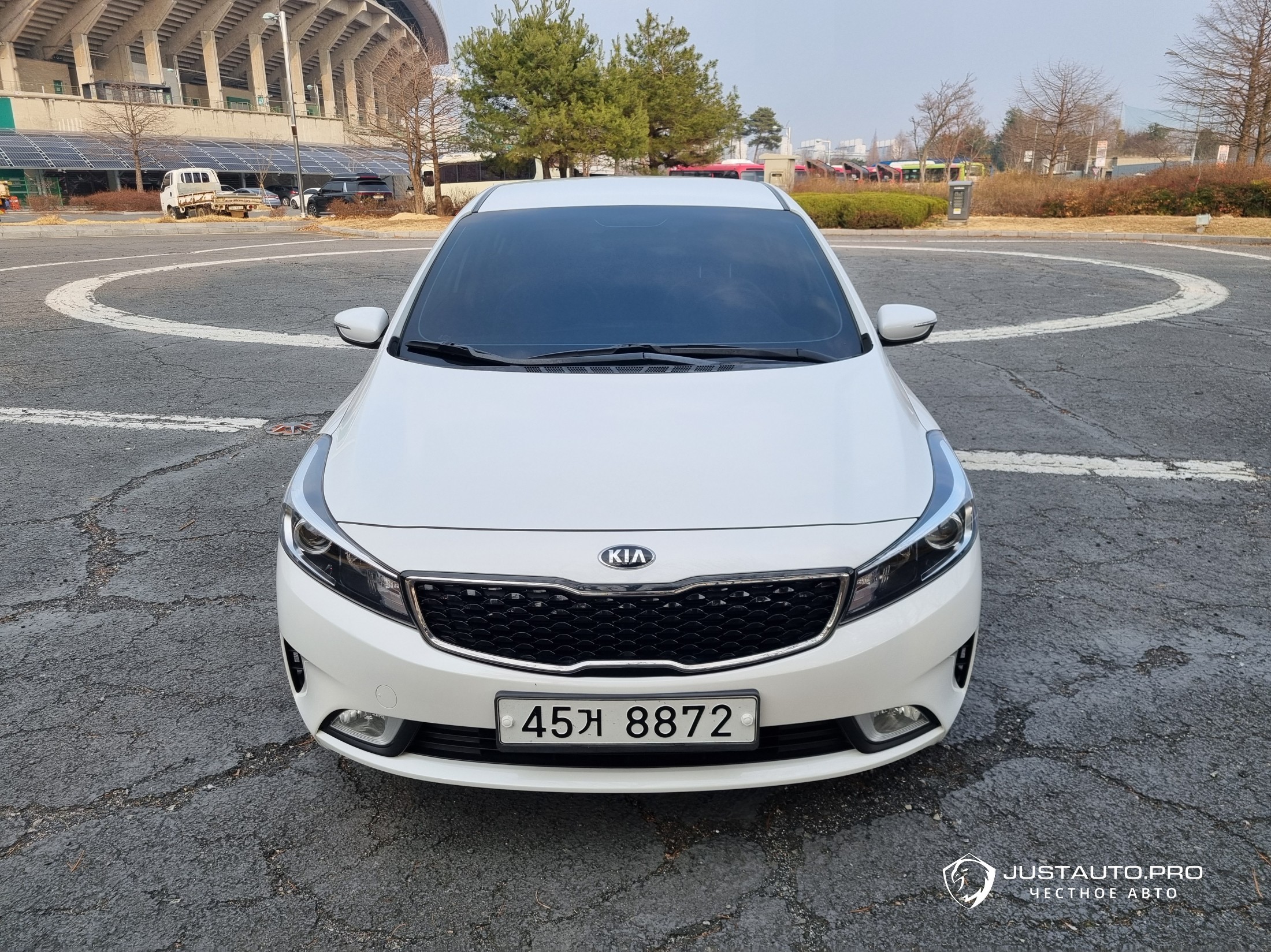 Автомобиль Kia K3