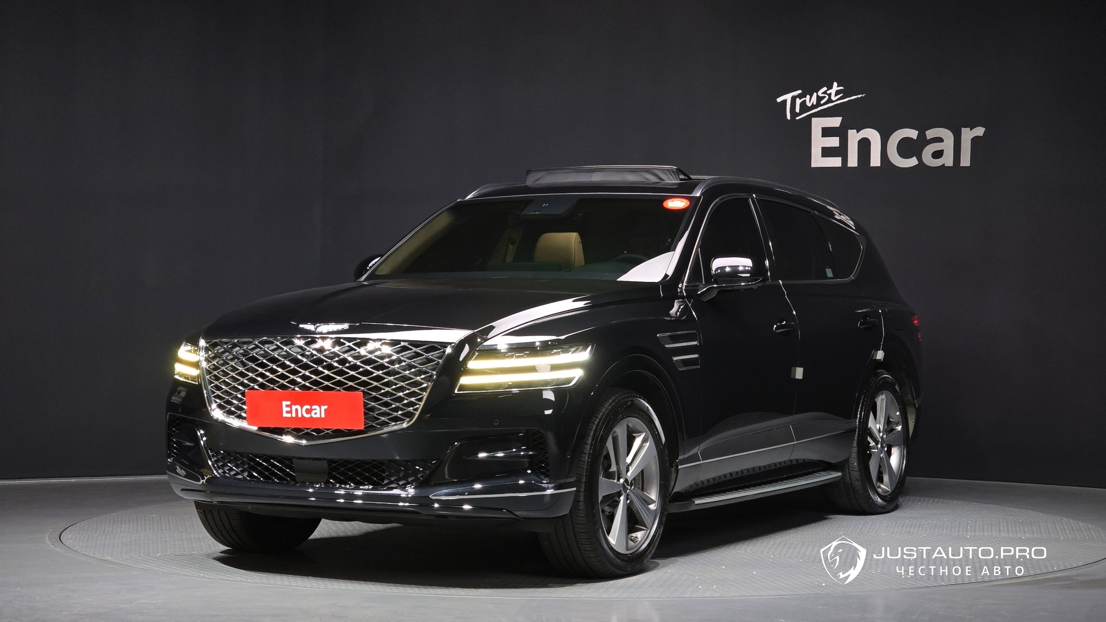 Автомобиль Genesis GV80