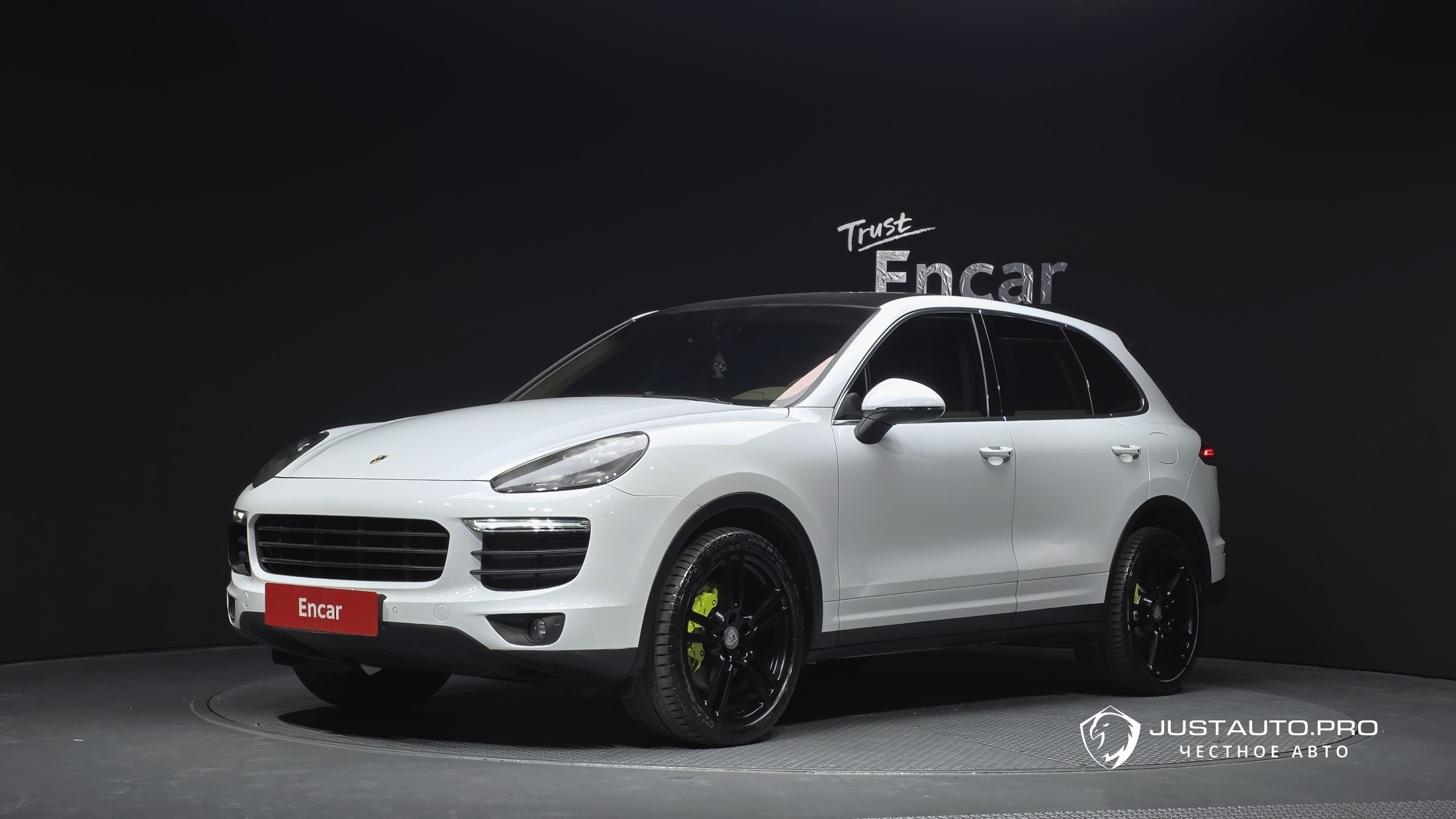 Автомобиль Porsche Cayenne