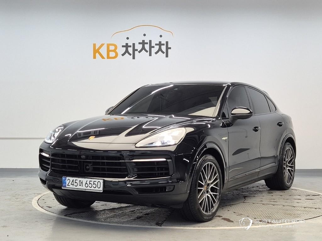 Автомобиль Porsche Cayenne