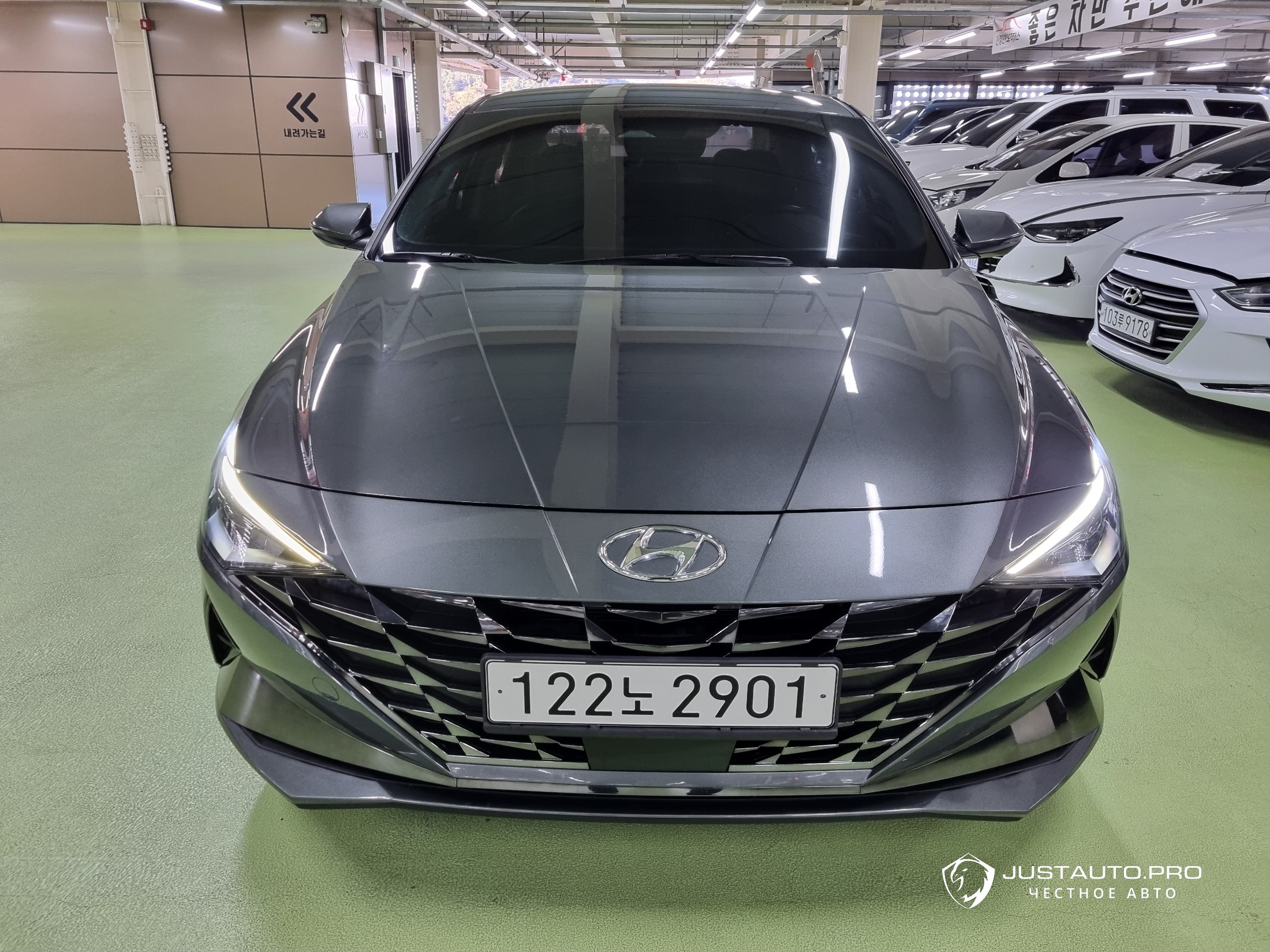 Автомобиль Hyundai AVANTE