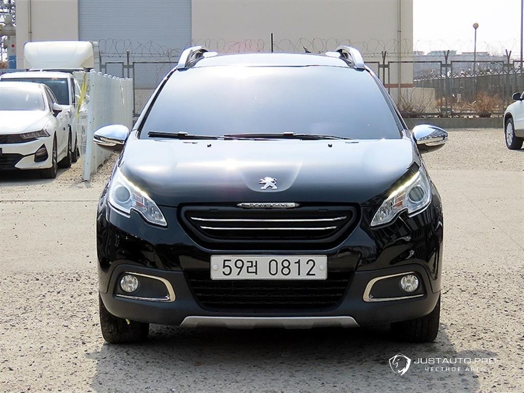 Автомобиль Peugeot 2008