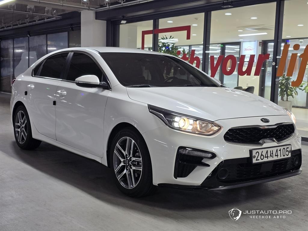 Автомобиль Kia K3
