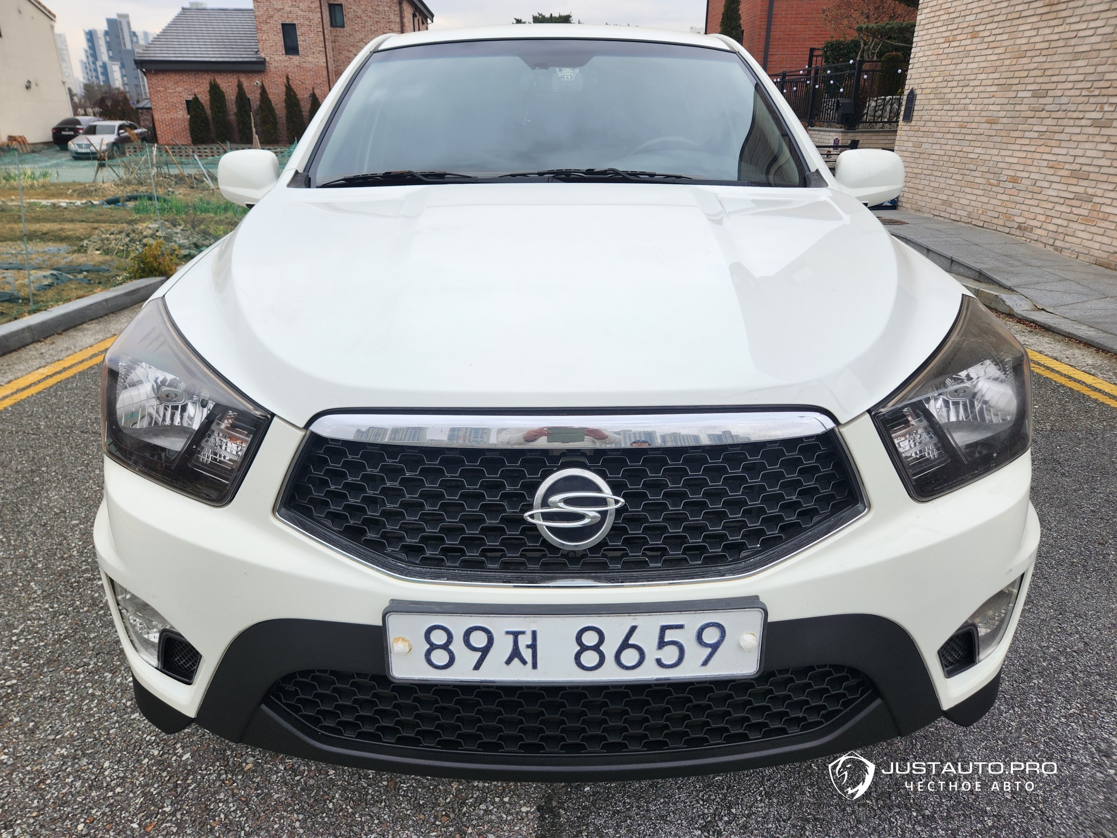 Автомобиль KG_Mobility_Ssangyong KORANDO