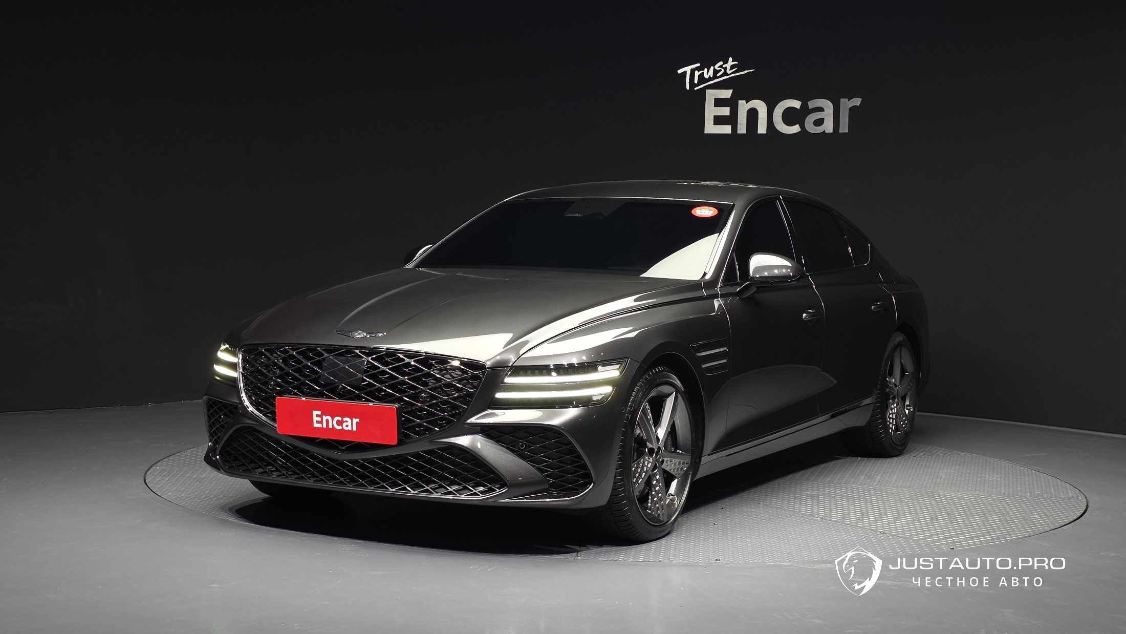 Автомобиль Genesis G80