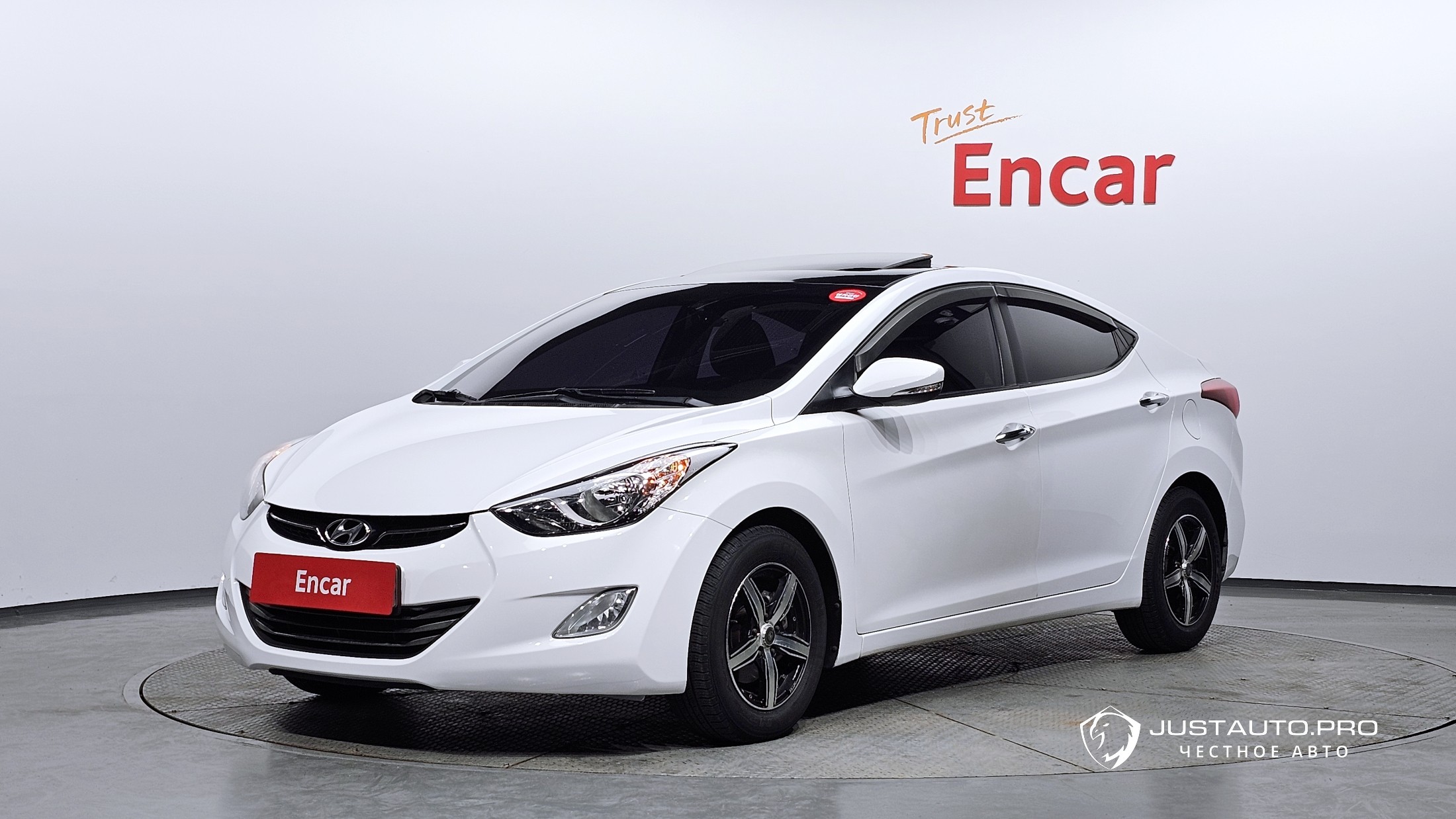 Автомобиль Hyundai AVANTE