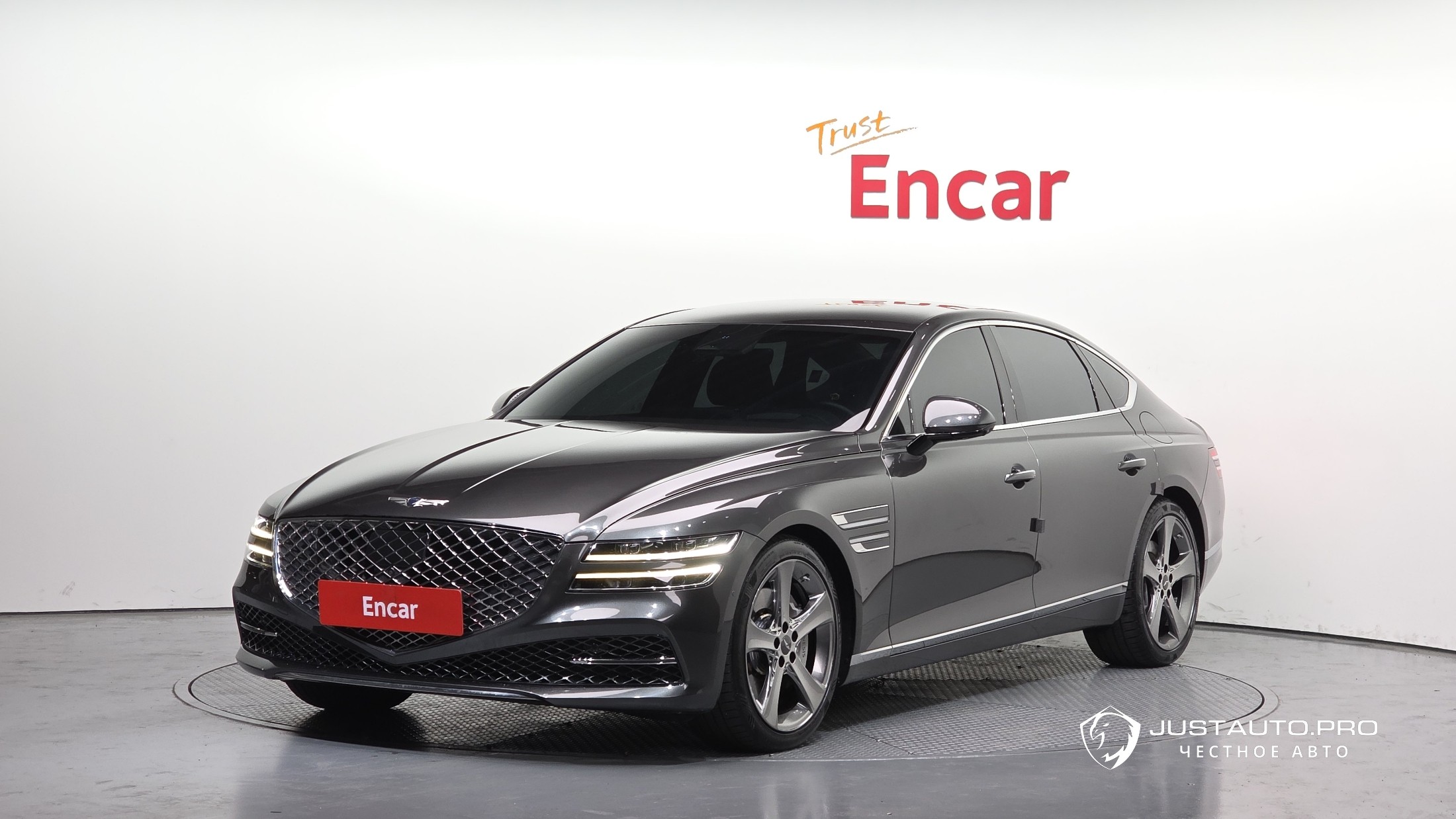 Автомобиль Genesis G80