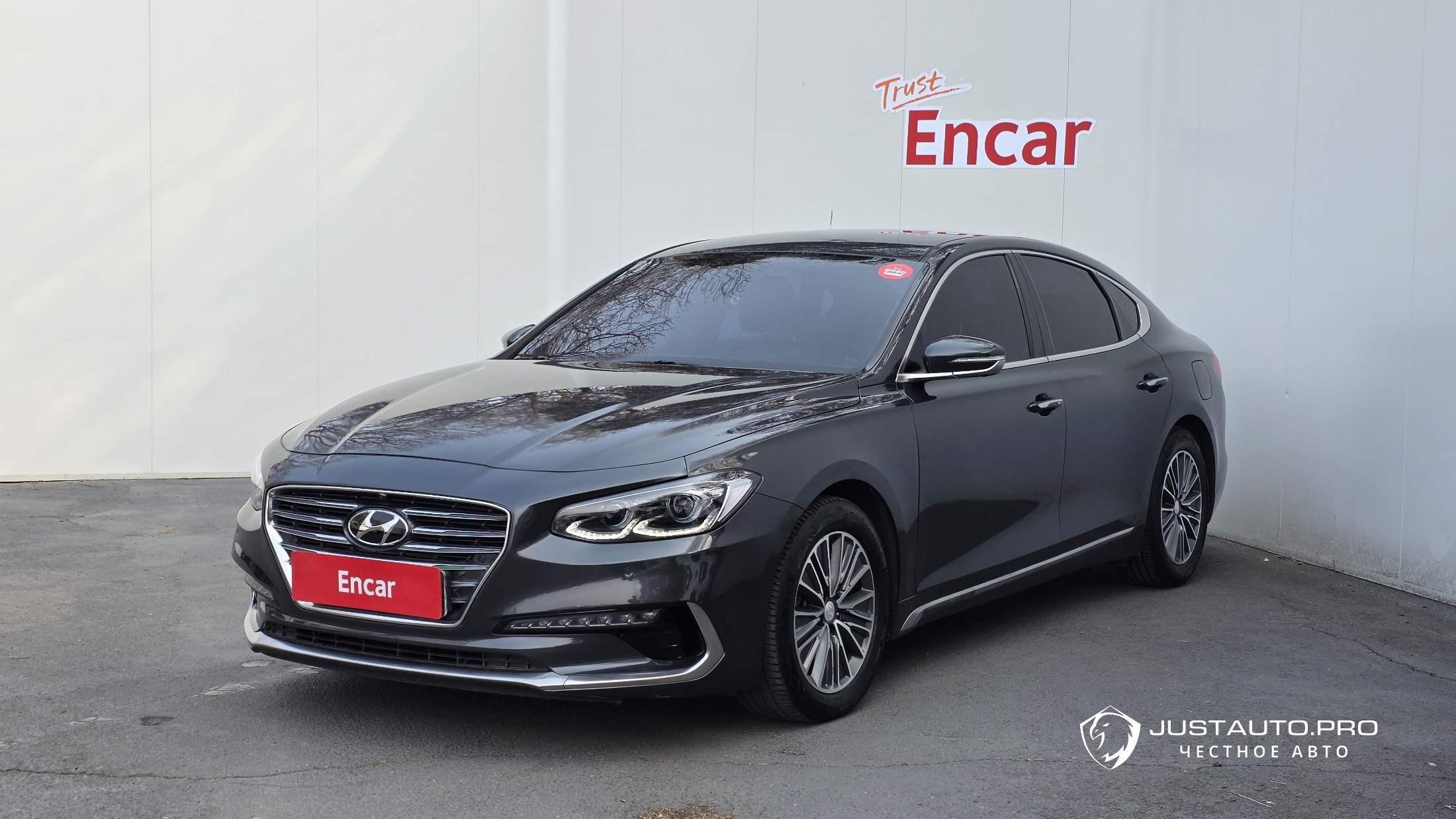 Автомобиль Hyundai Grandeur