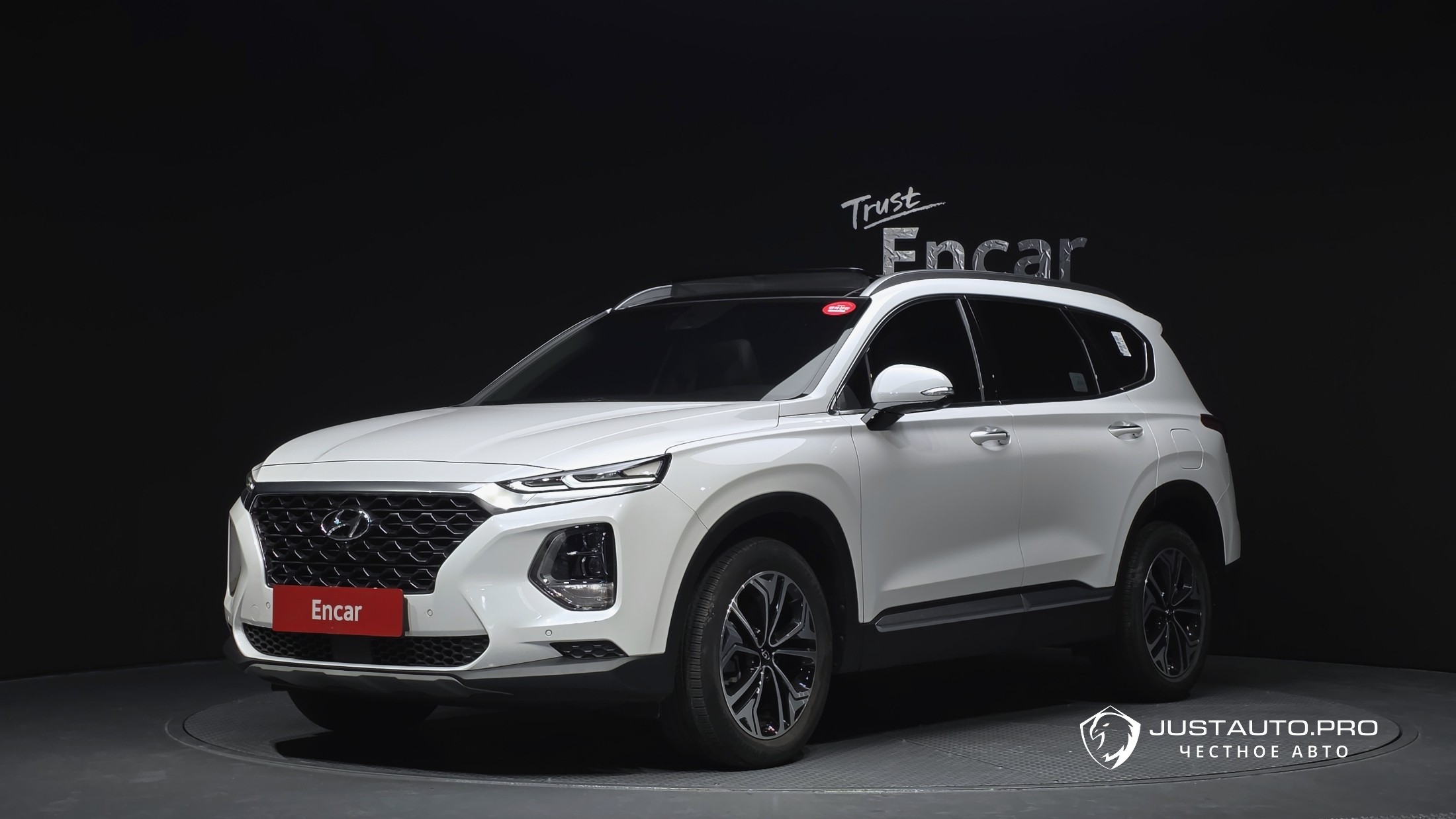 Автомобиль Hyundai Santafe