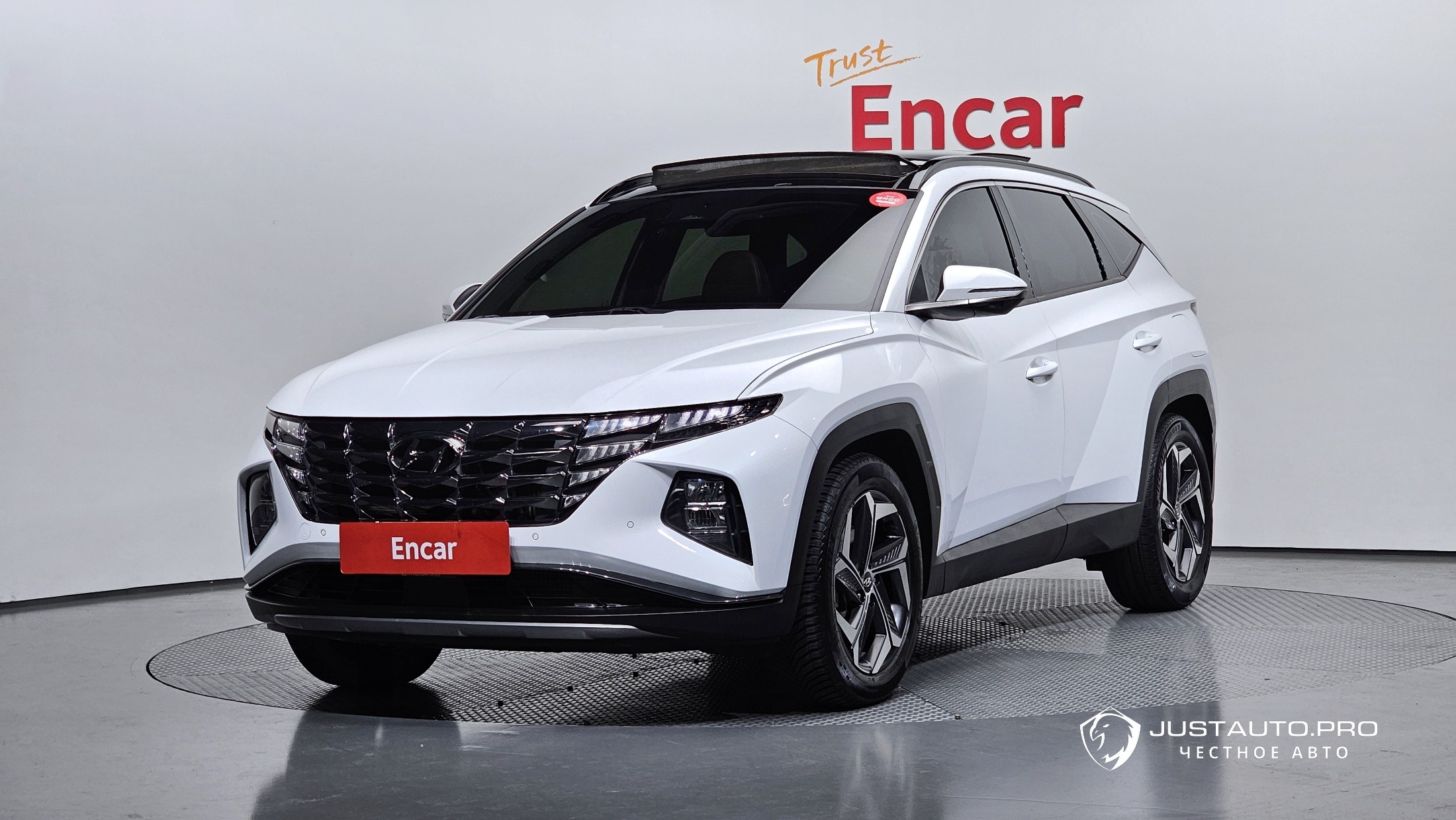 Автомобиль Hyundai Tucson