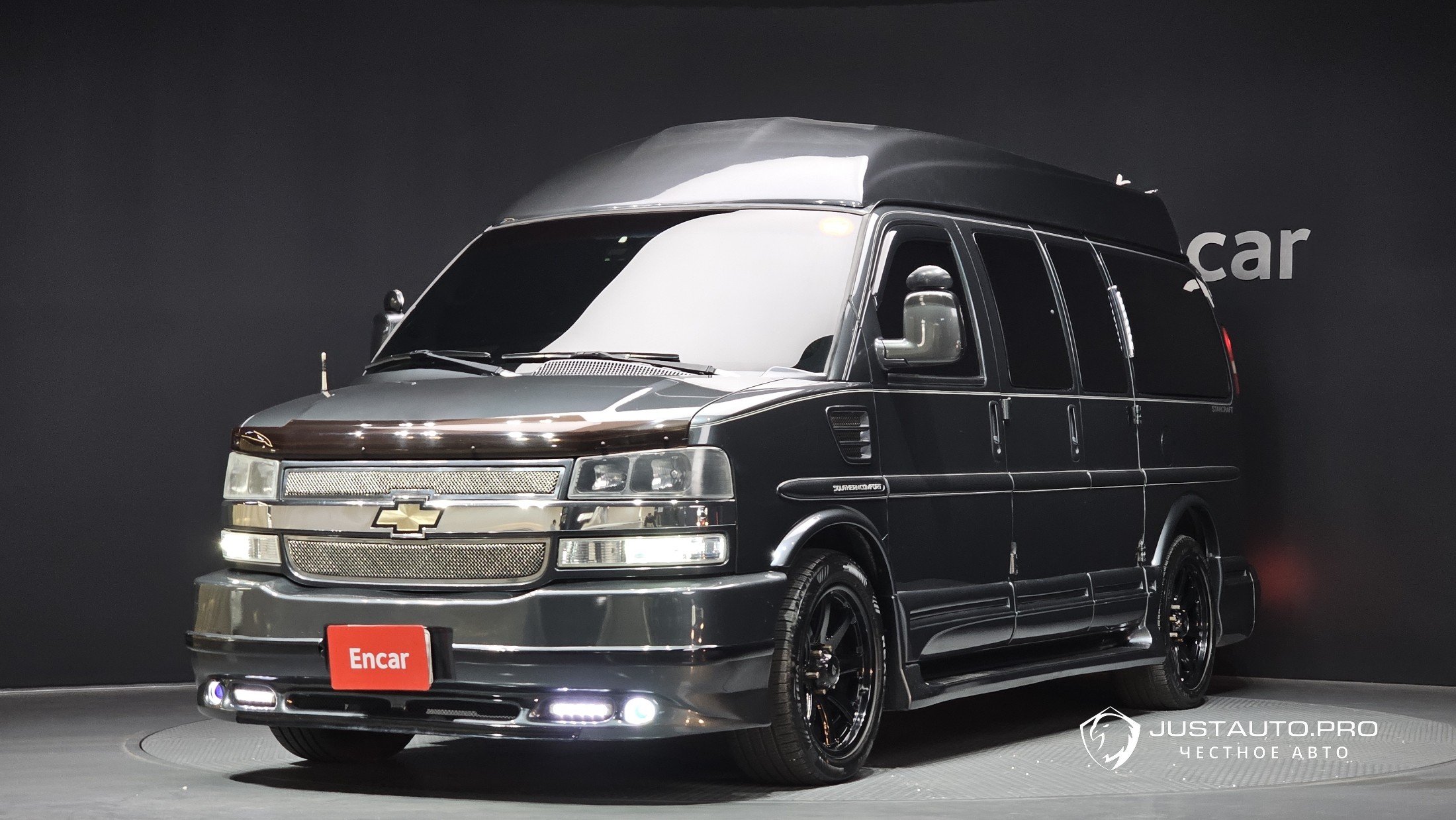 Автомобиль Chevrolet Express Van