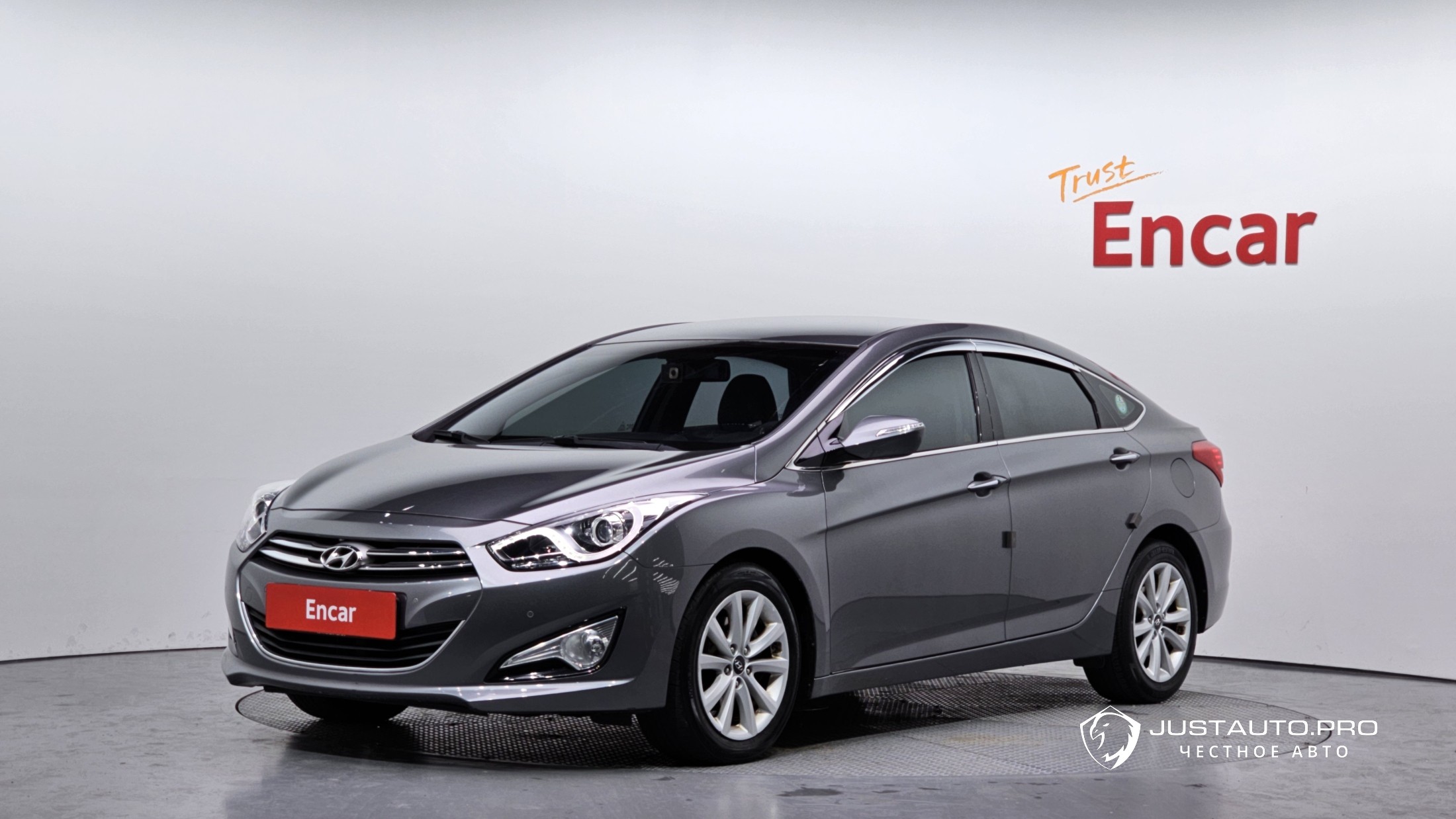 Автомобиль Hyundai i40