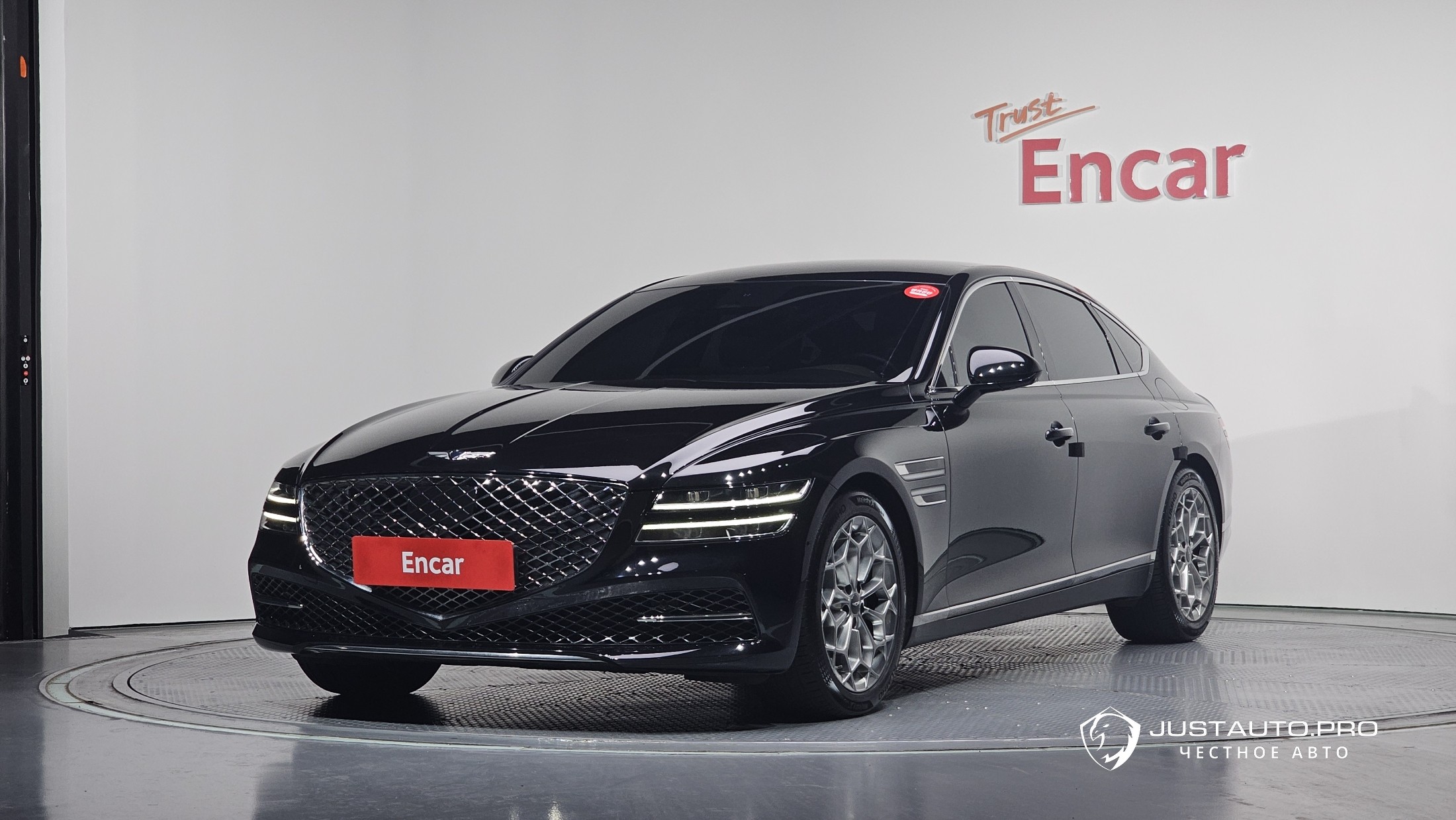 Автомобиль Genesis G80