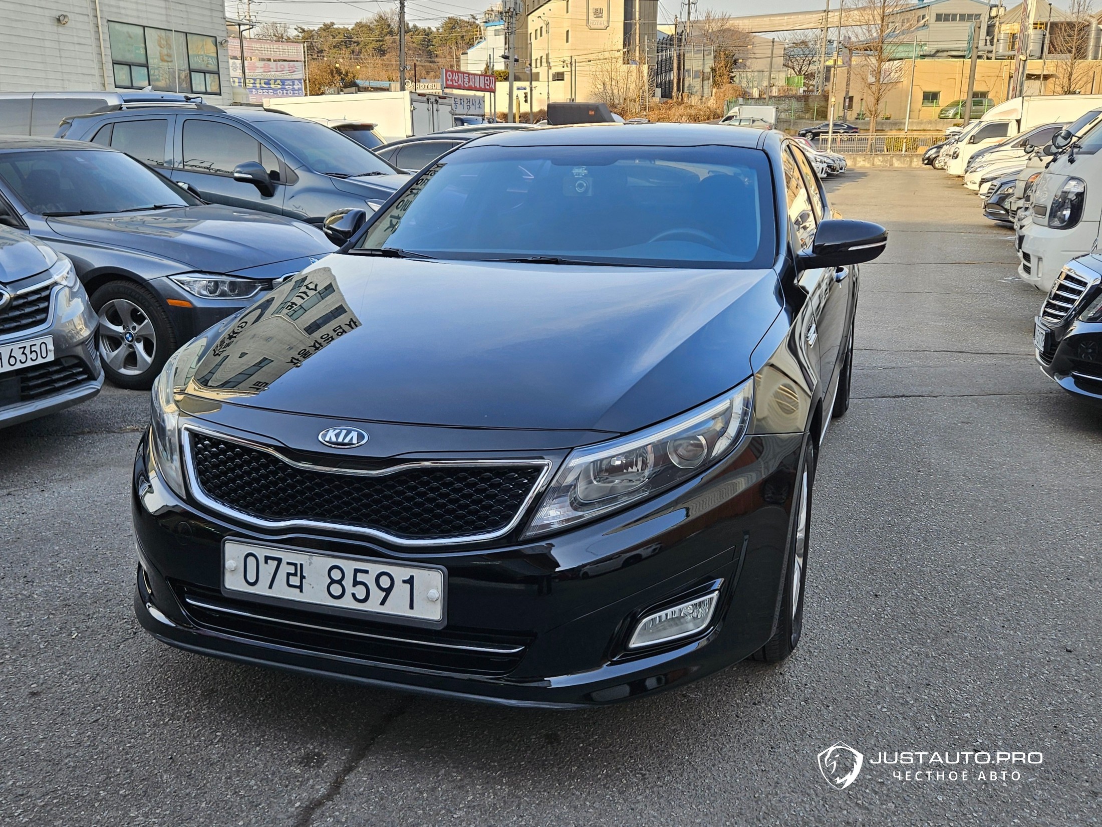 Автомобиль Kia K5