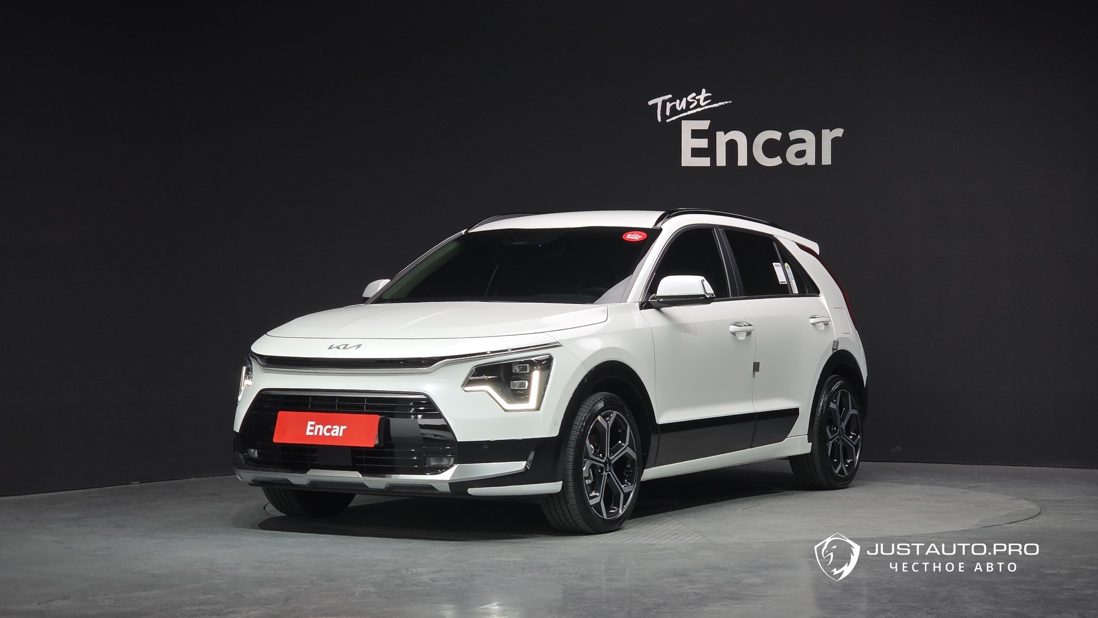 Автомобиль Kia Niro
