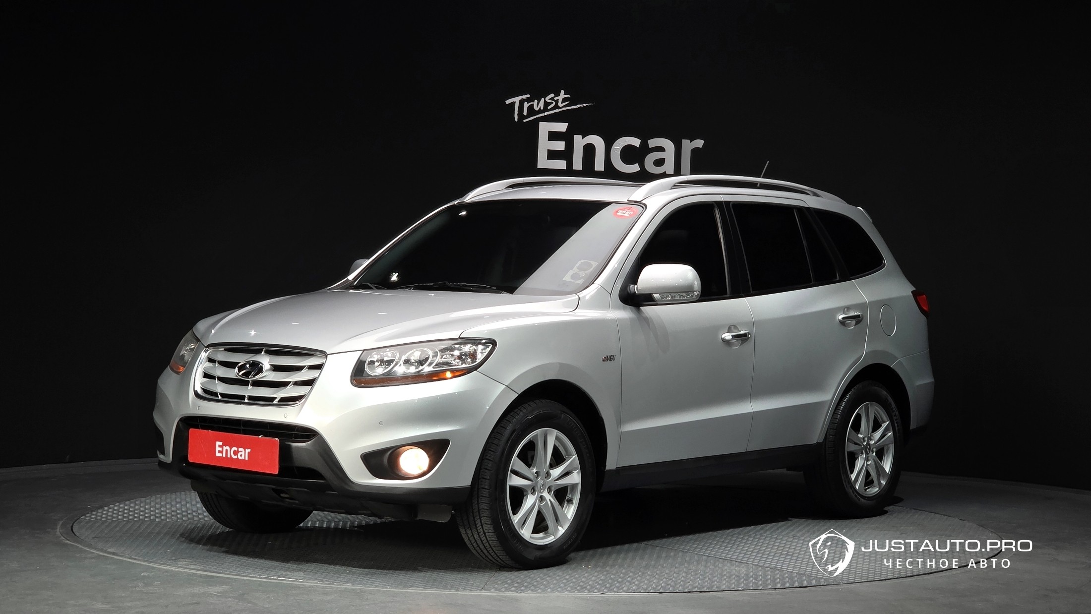 Автомобиль Hyundai Santafe