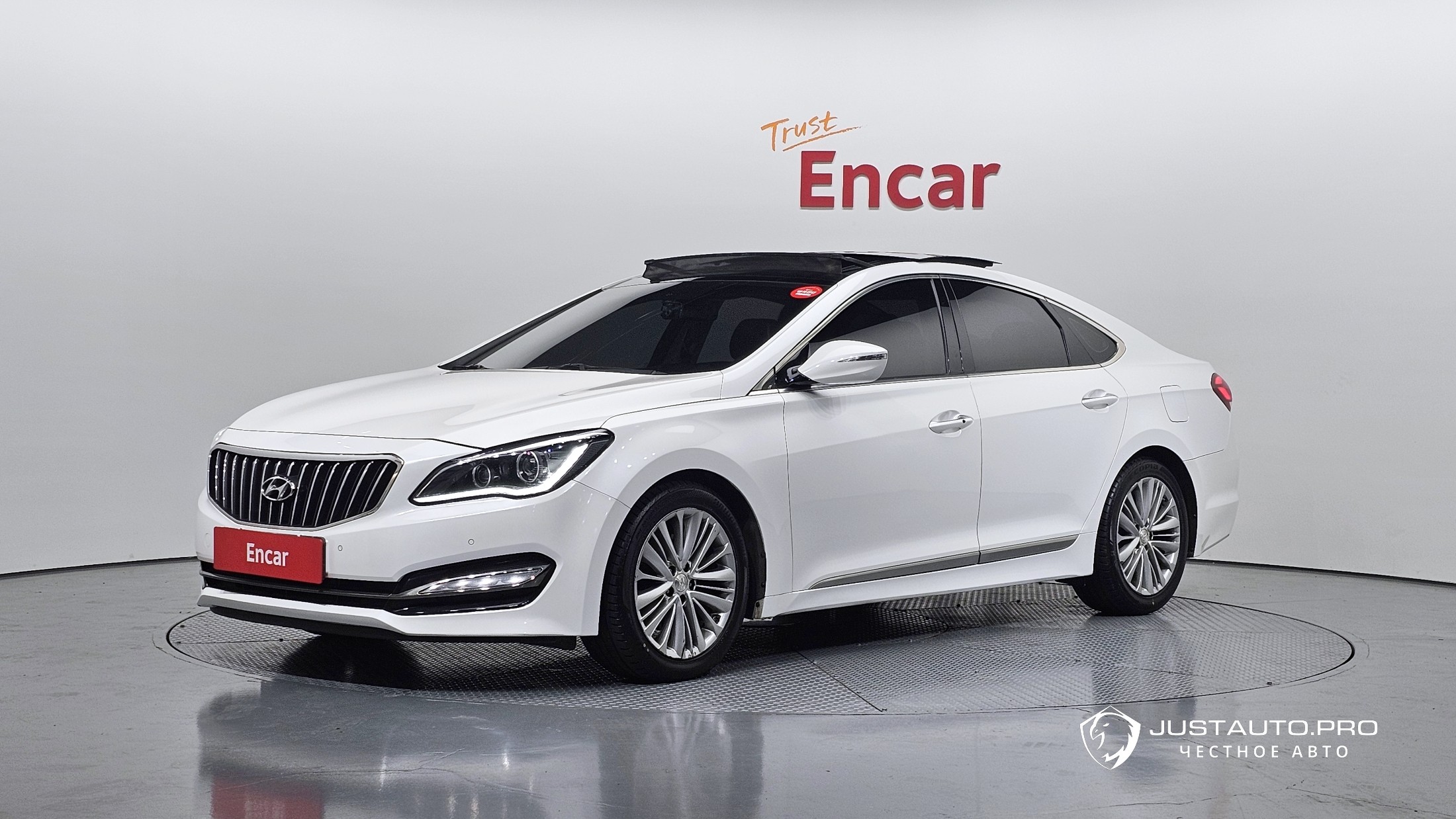 Автомобиль Hyundai Aslan