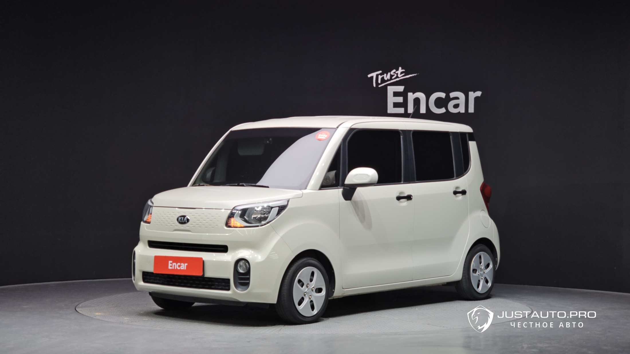 Автомобиль Kia RAY