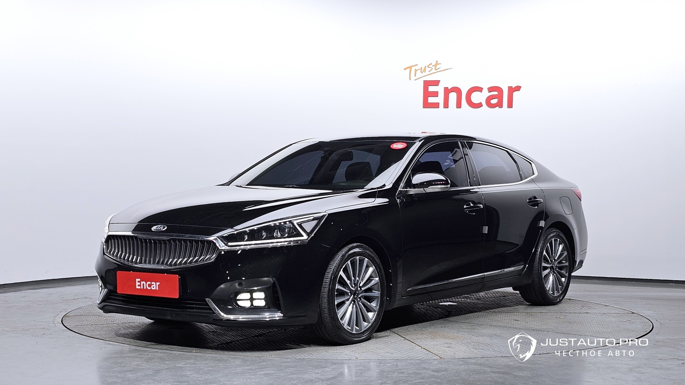 Автомобиль Kia K7