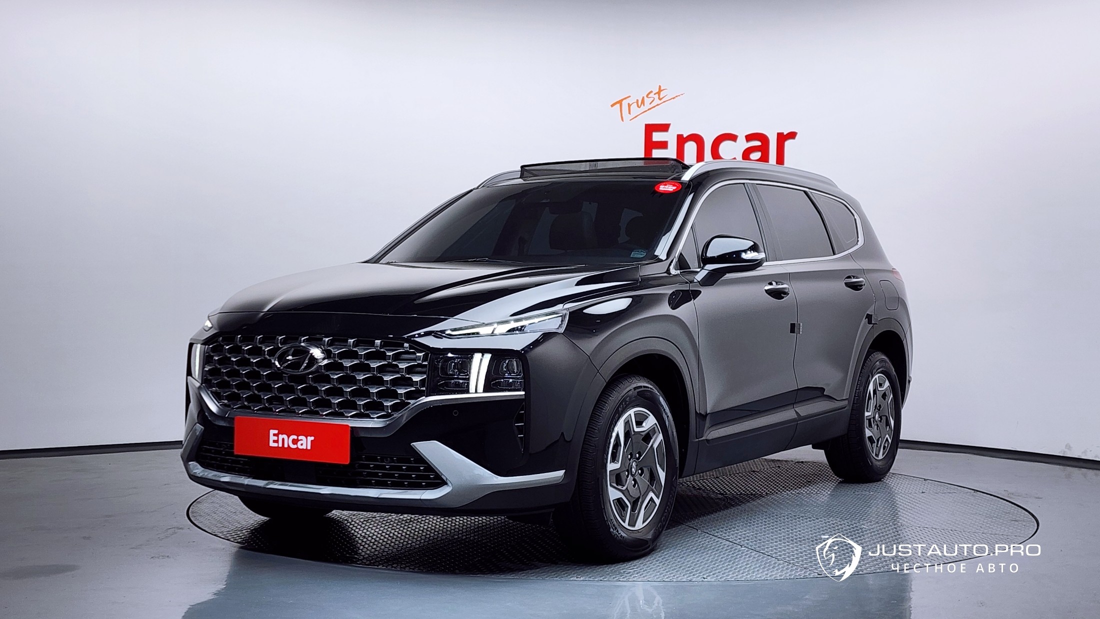 Автомобиль Hyundai Santafe