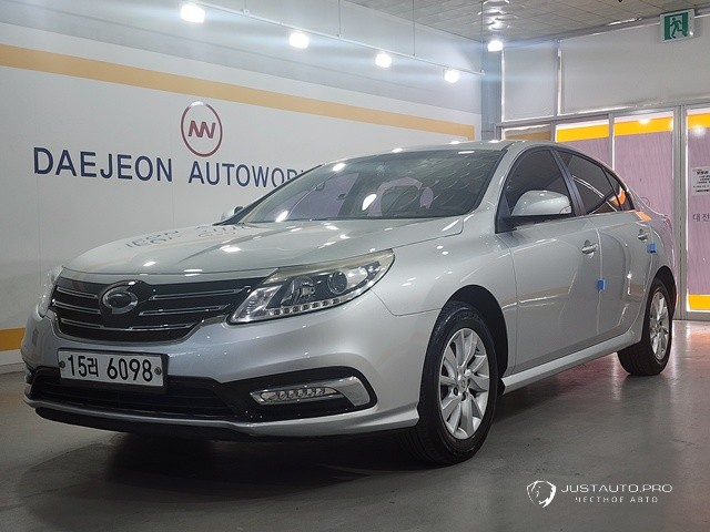 Автомобиль Renault-KoreaSamsung SM5 