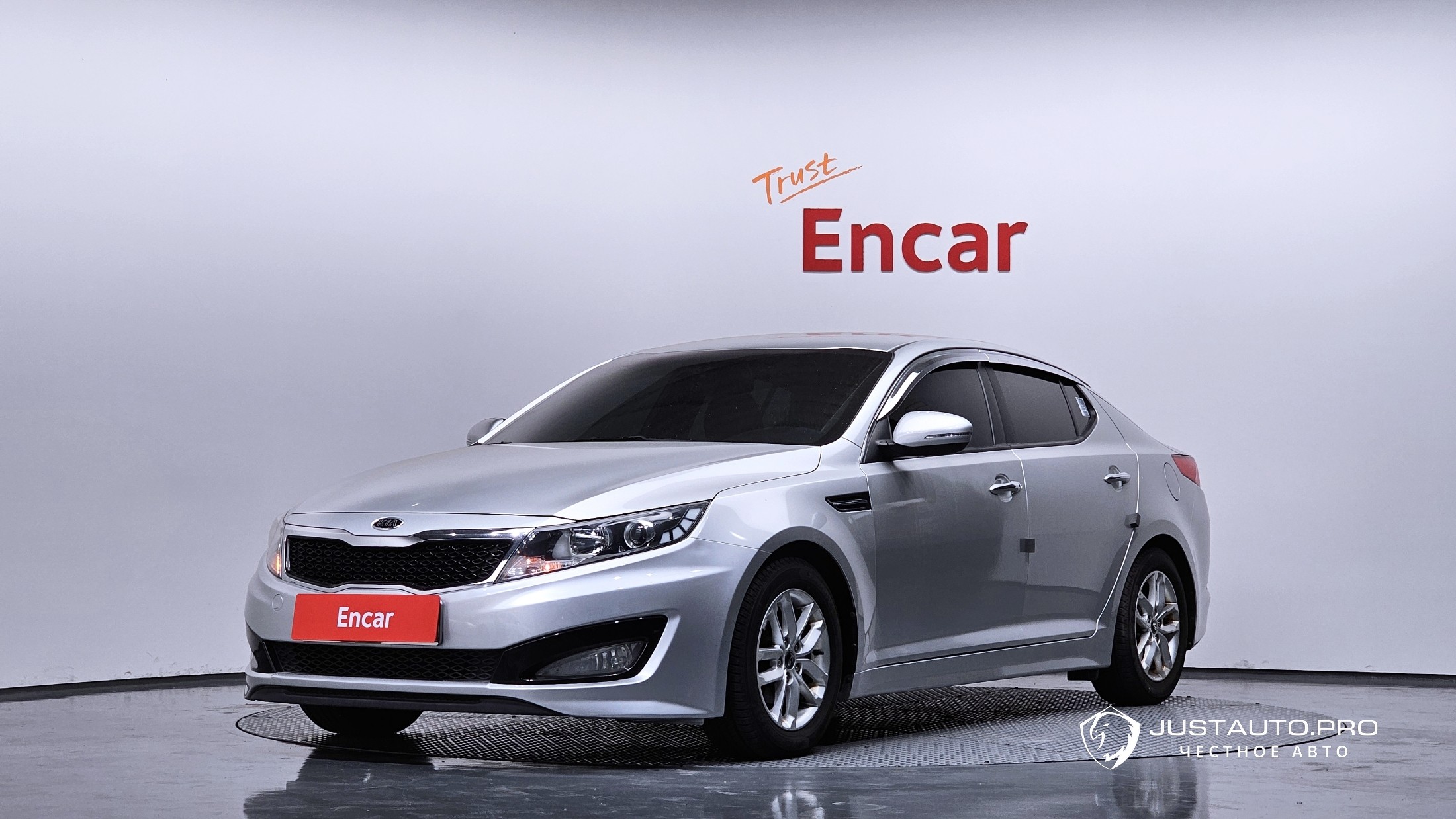Автомобиль Kia K5