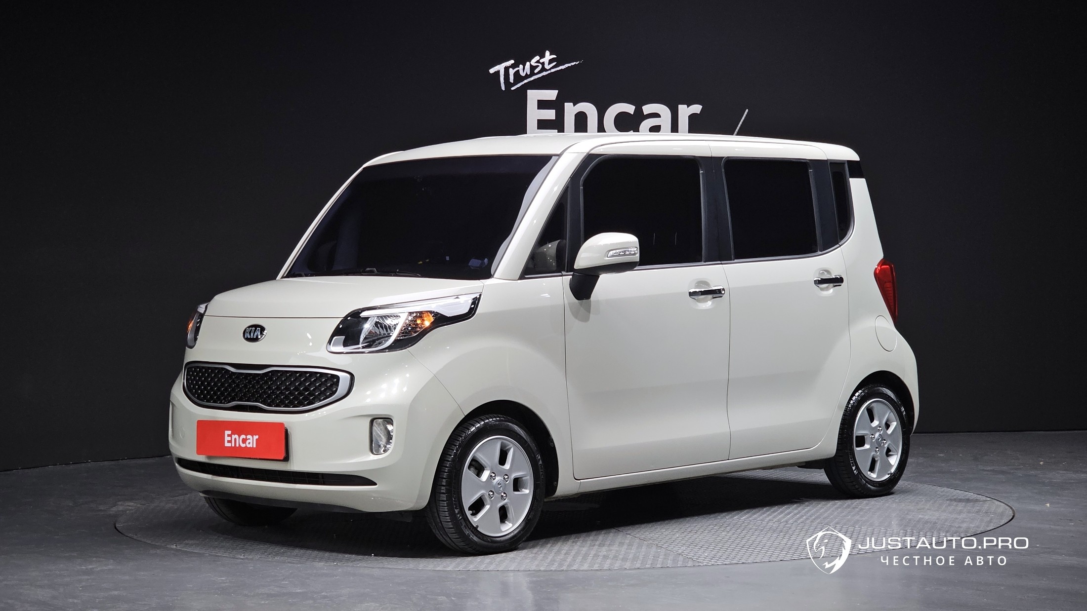 Автомобиль Kia RAY
