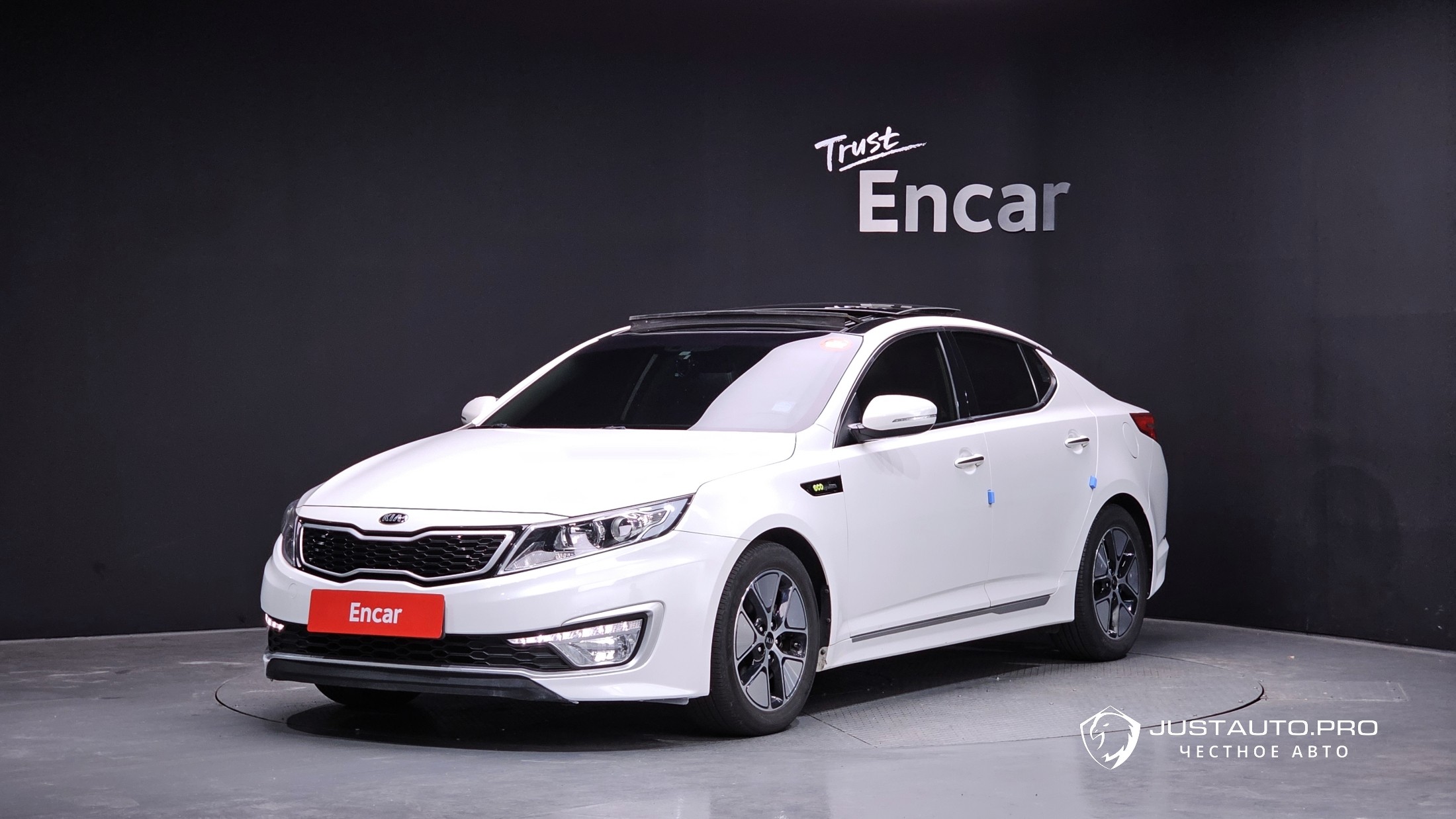 Автомобиль Kia K5