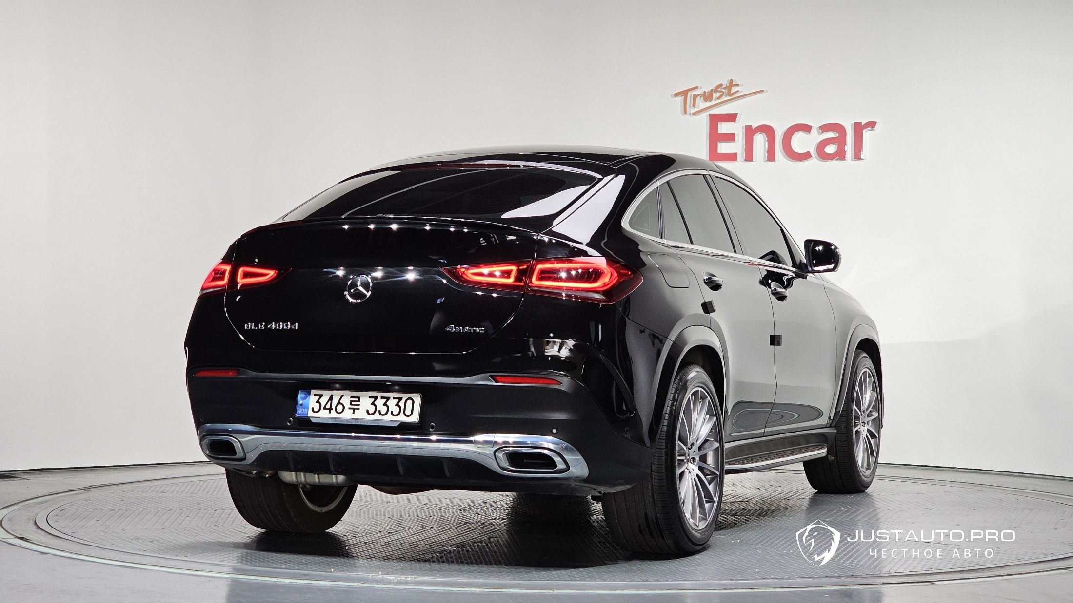 Автомобиль Mercedes-Benz GLE-Class