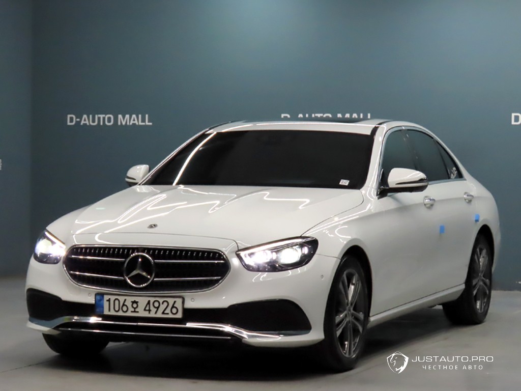 Автомобиль Mercedes-Benz E-Class