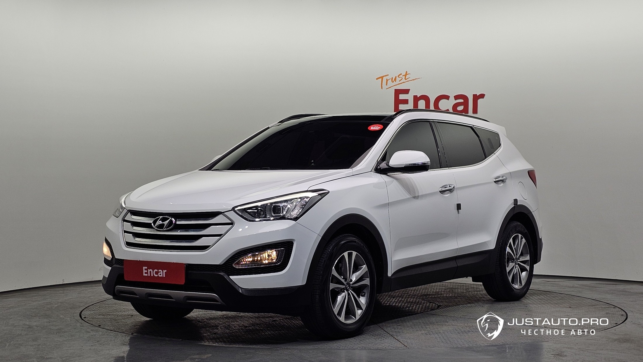 Автомобиль Hyundai Santafe