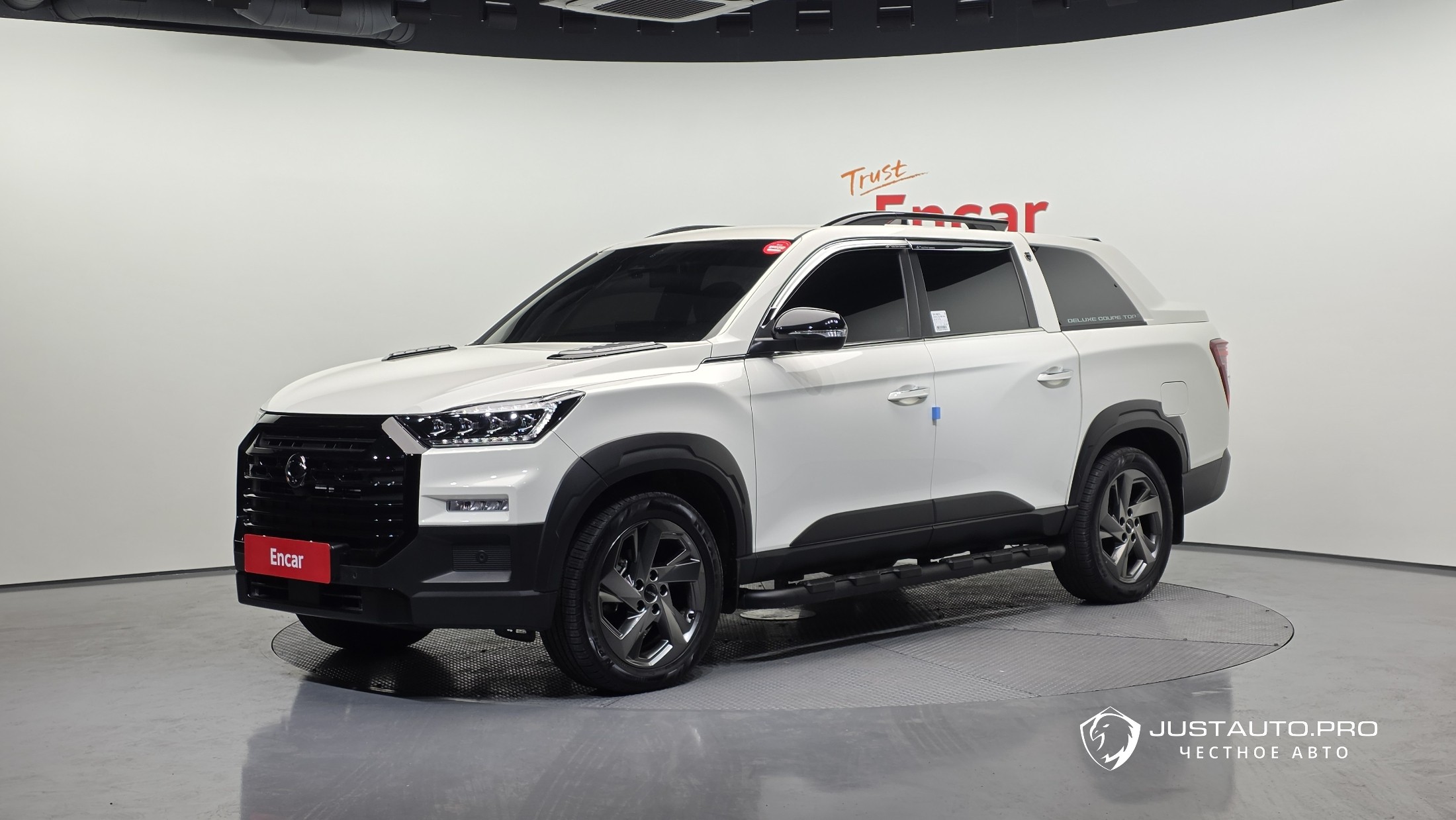 Автомобиль KG_Mobility_Ssangyong Rexton