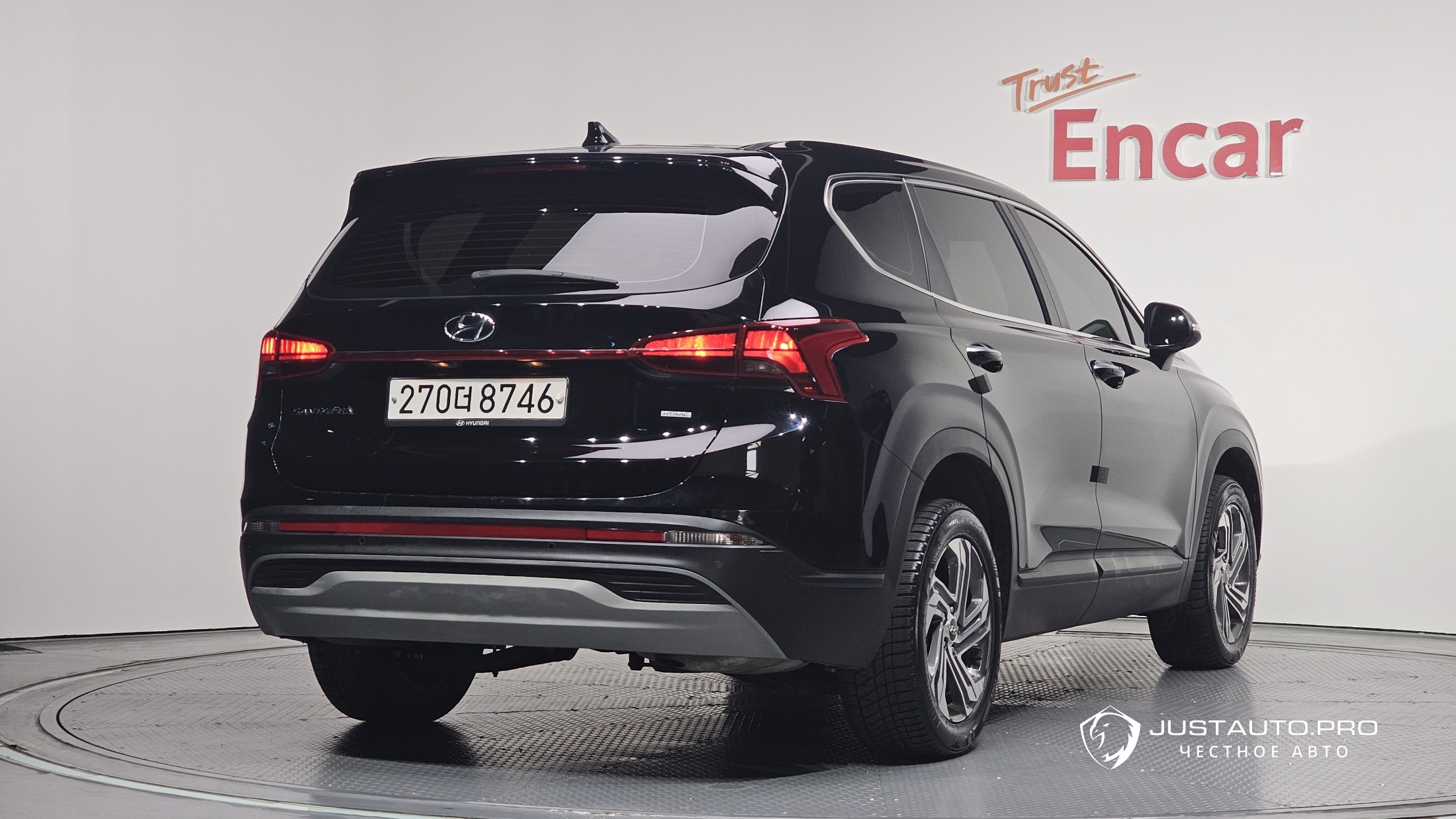 Автомобиль Hyundai Santafe