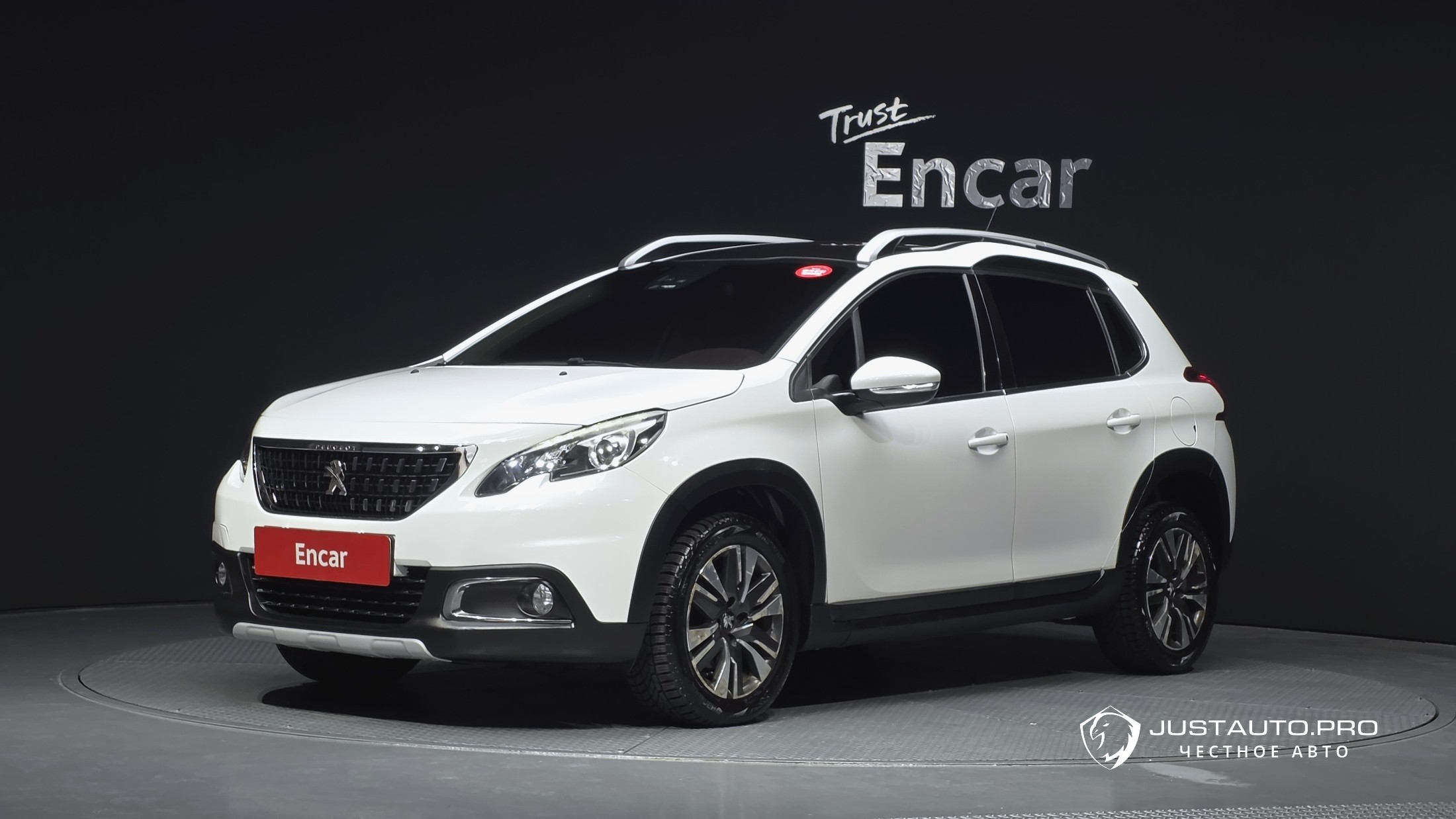 Автомобиль Peugeot 2008