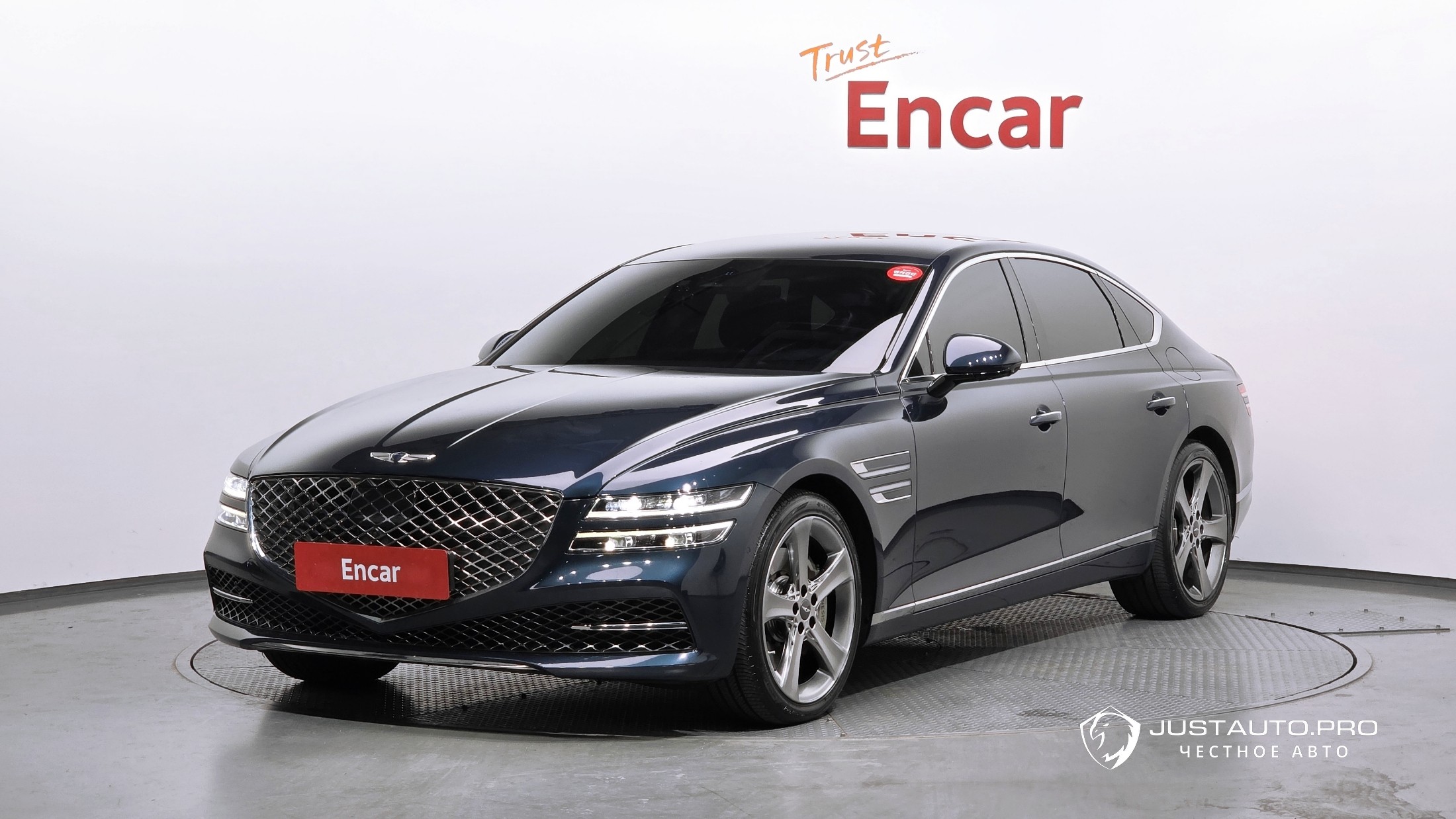 Автомобиль Genesis G80