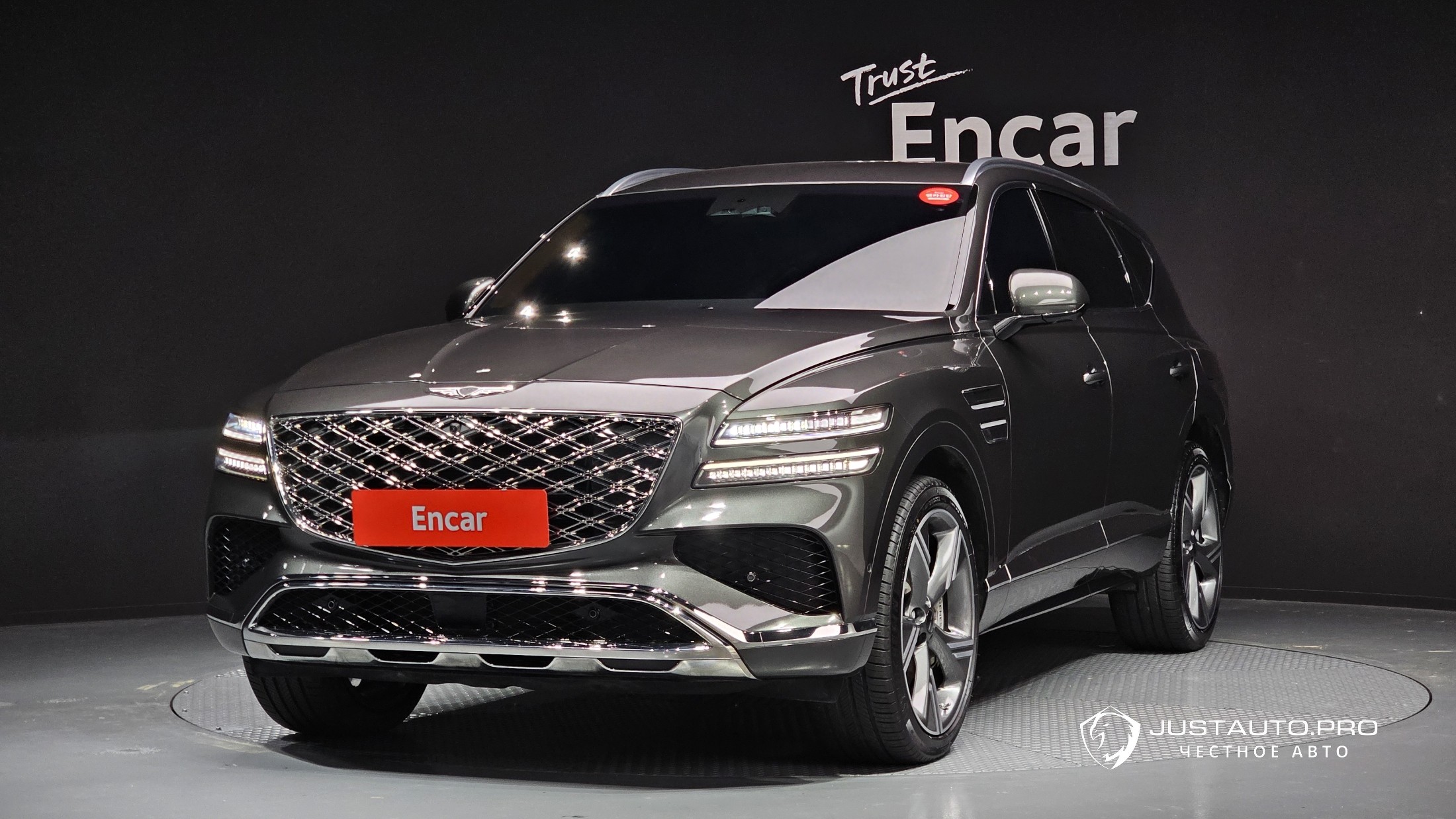 Автомобиль Genesis GV80