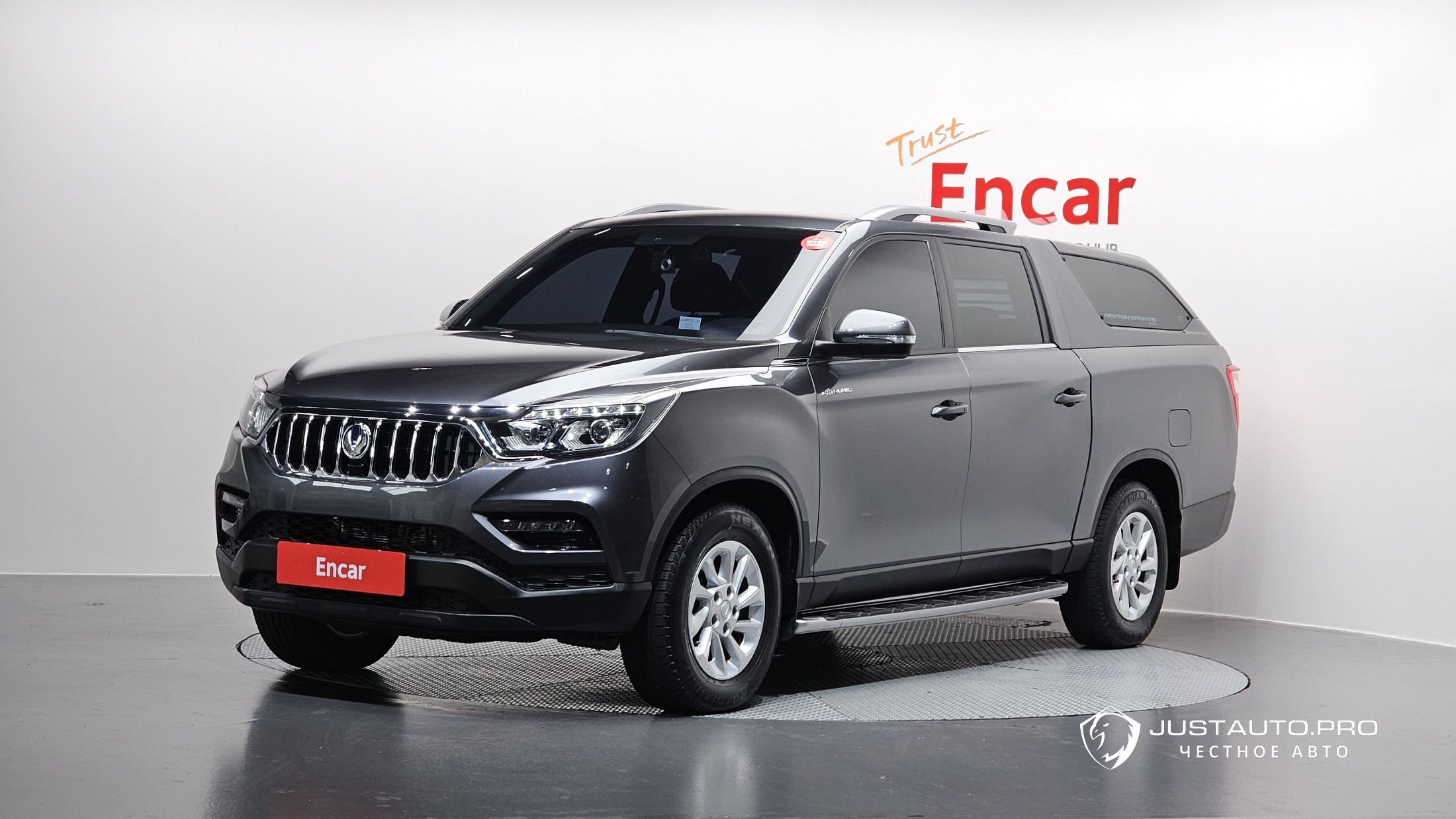 Автомобиль KG_Mobility_Ssangyong Rexton
