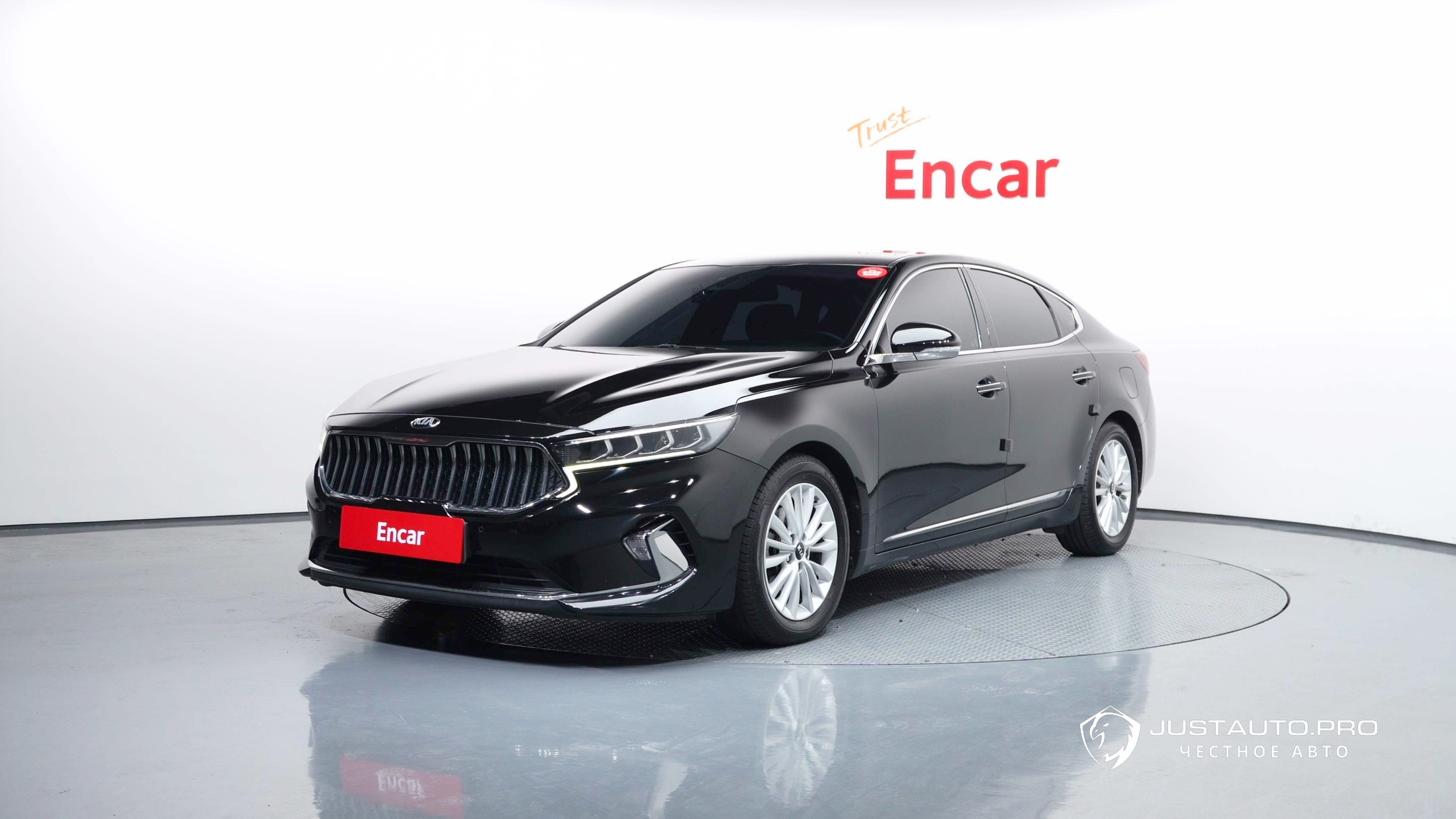 Автомобиль Kia K7