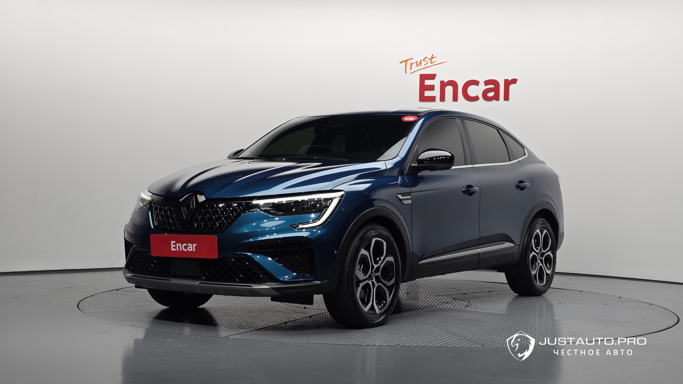 Автомобиль Renault-KoreaSamsung Arkana