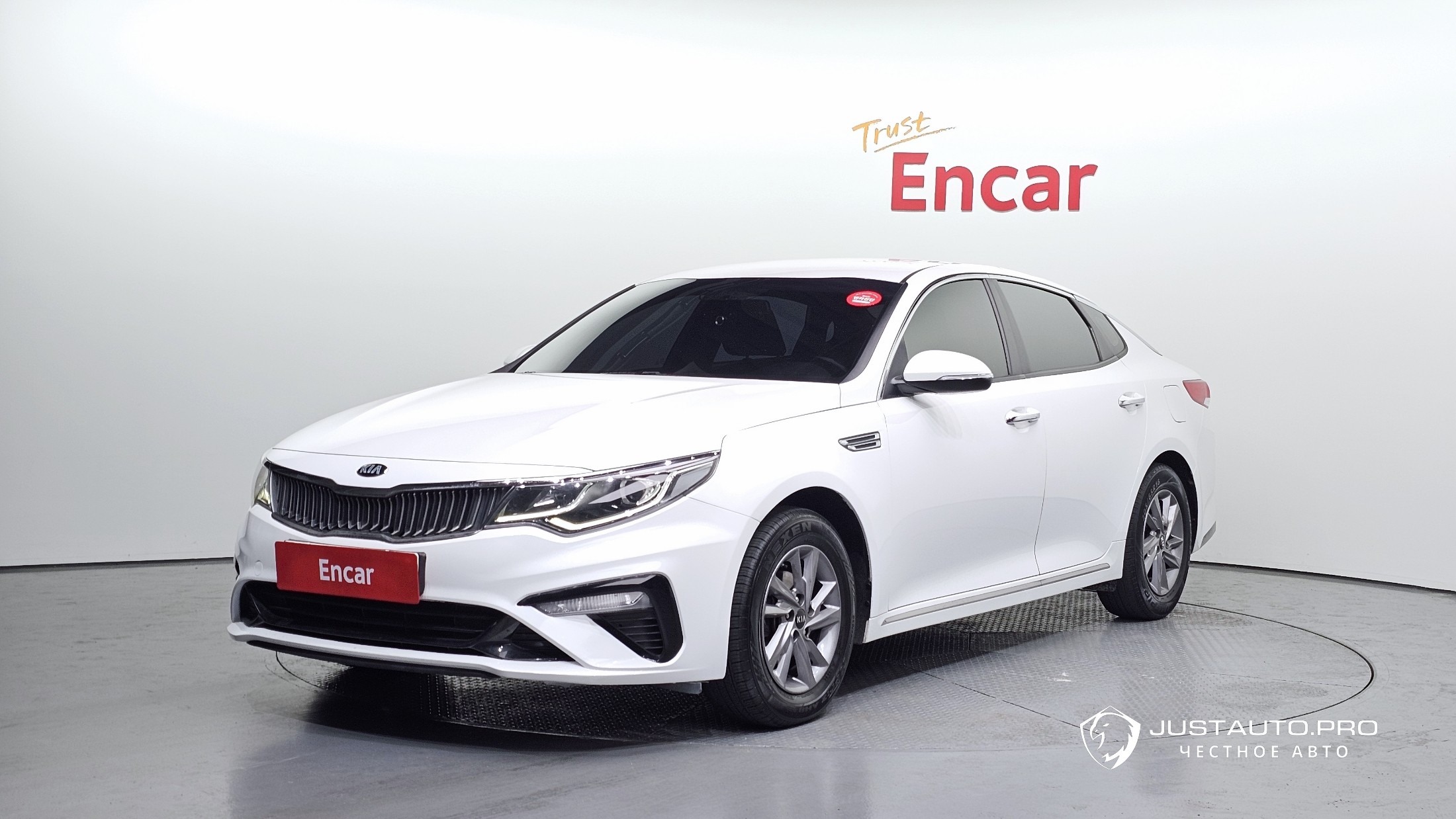 Автомобиль Kia K5