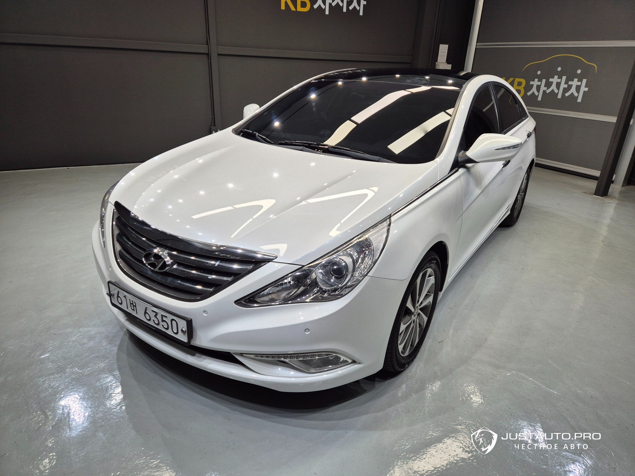 Автомобиль Hyundai Sonata