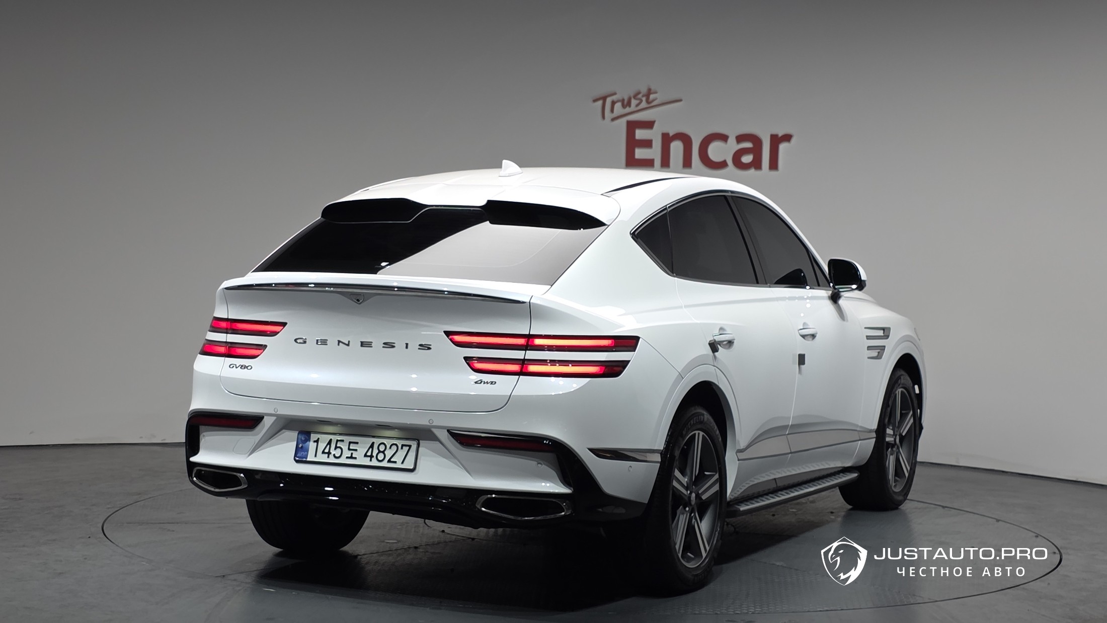 Автомобиль Genesis GV80