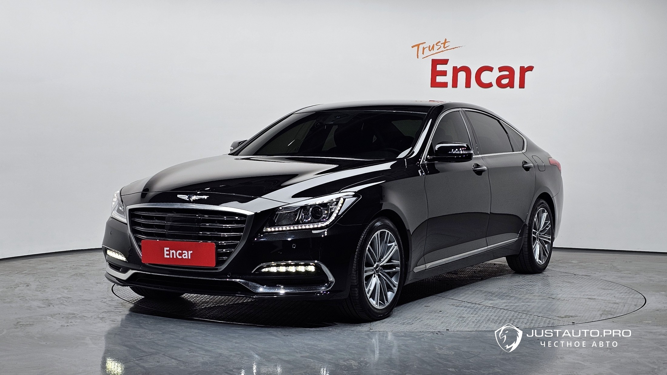 Автомобиль Genesis G80