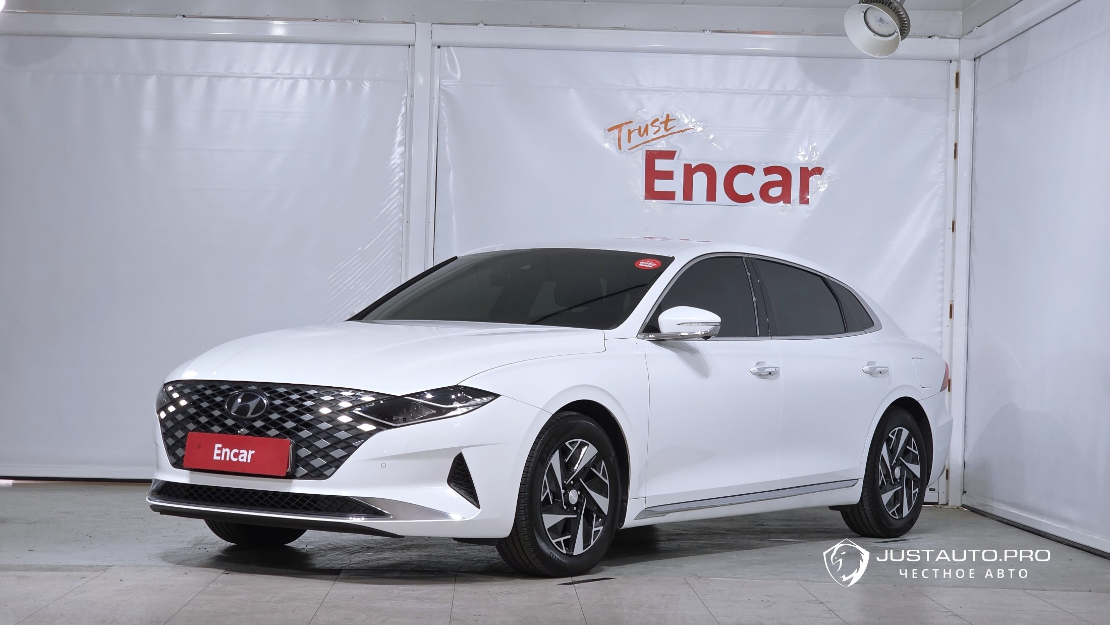 Автомобиль Hyundai Grandeur