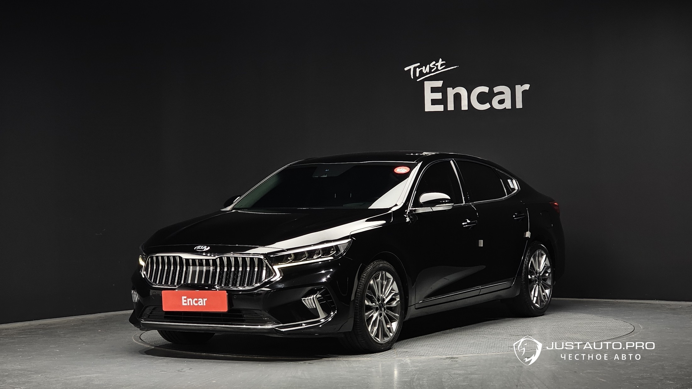 Автомобиль Kia K7