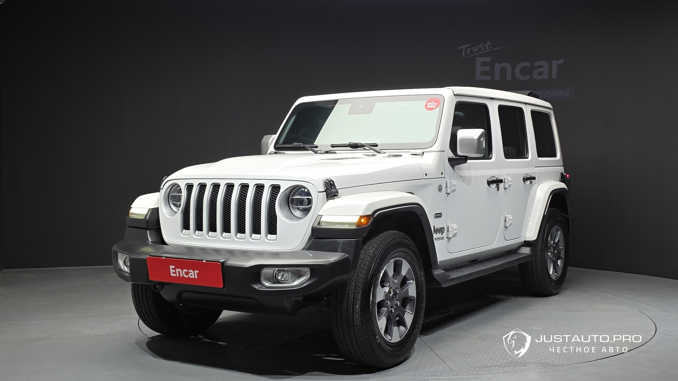 Автомобиль Jeep Wrangler